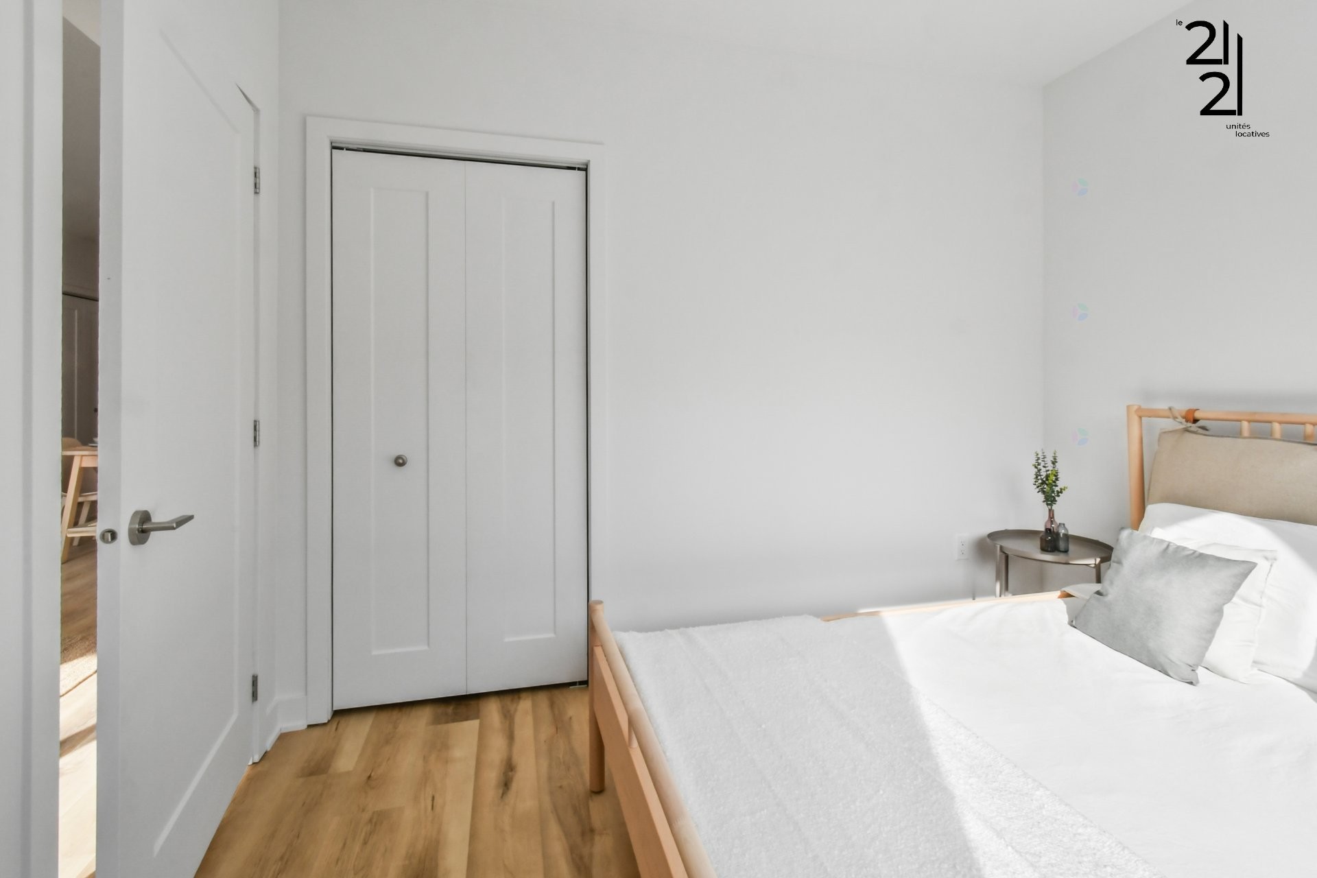 









2121


Av. Papineau

, 106,
Montréal (Ville-Marie),




QC
H2K4J5

