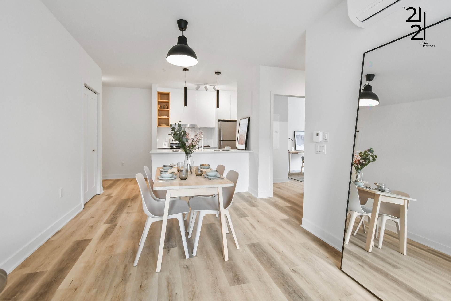 









2121


Av. Papineau

, 106,
Montréal (Ville-Marie),




QC
H2K4J5

