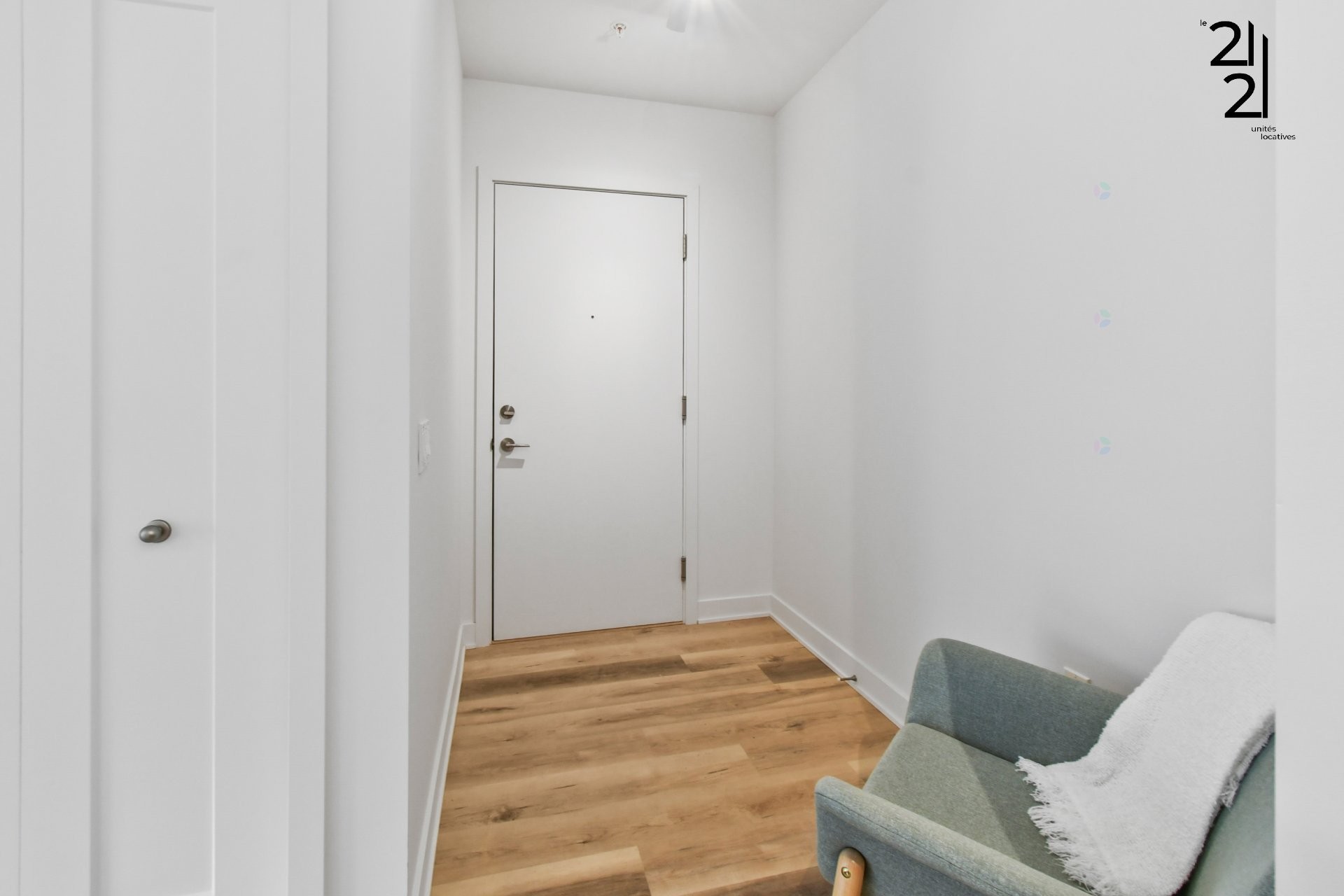 









2121


Av. Papineau

, 106,
Montréal (Ville-Marie),




QC
H2K4J5

