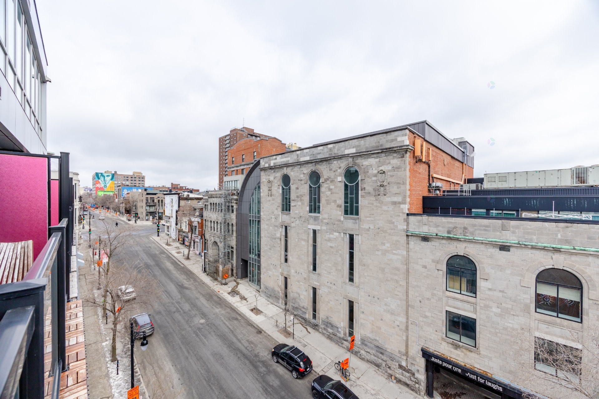 









2100


Boul. St-Laurent

, 603,
Montréal (Ville-Marie),




QC
H2X0E4

