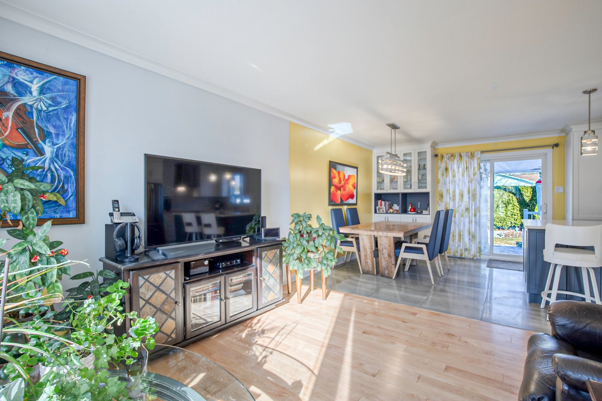 









1849


Rue De Lanaudière

,
Sainte-Julie,




QC
J3E1B6

