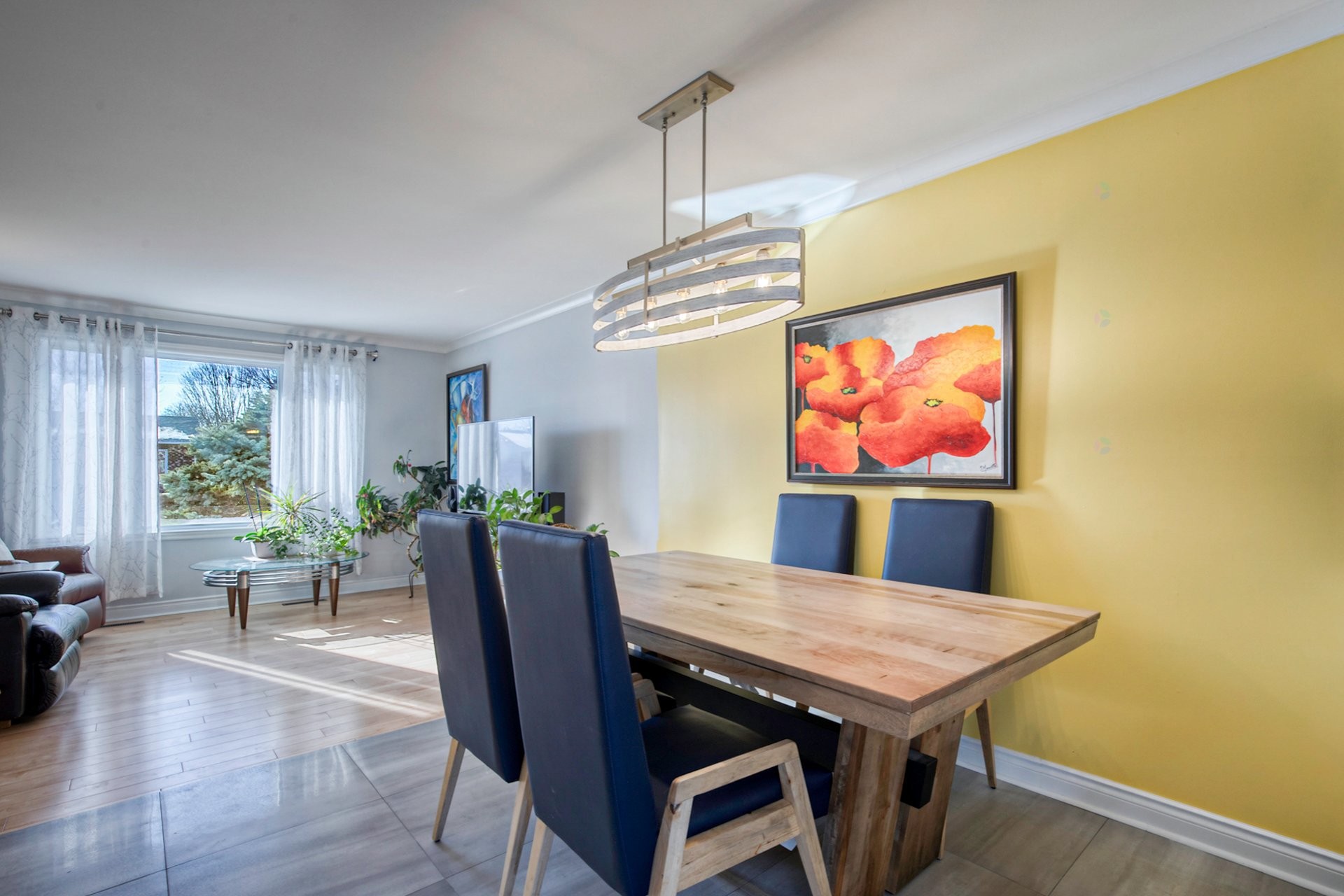 









1849


Rue De Lanaudière

,
Sainte-Julie,




QC
J3E1B6

