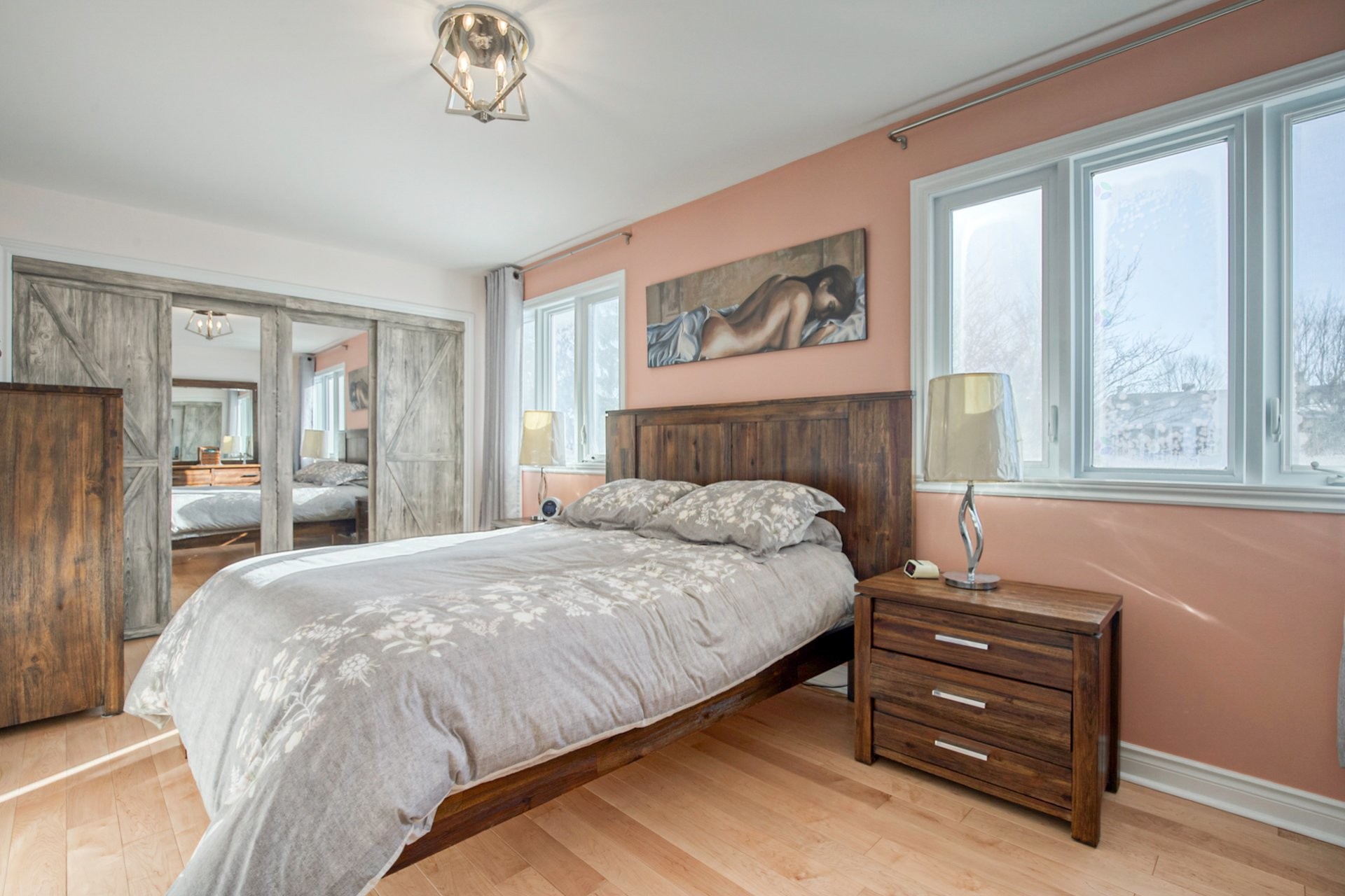 









1849


Rue De Lanaudière

,
Sainte-Julie,




QC
J3E1B6

