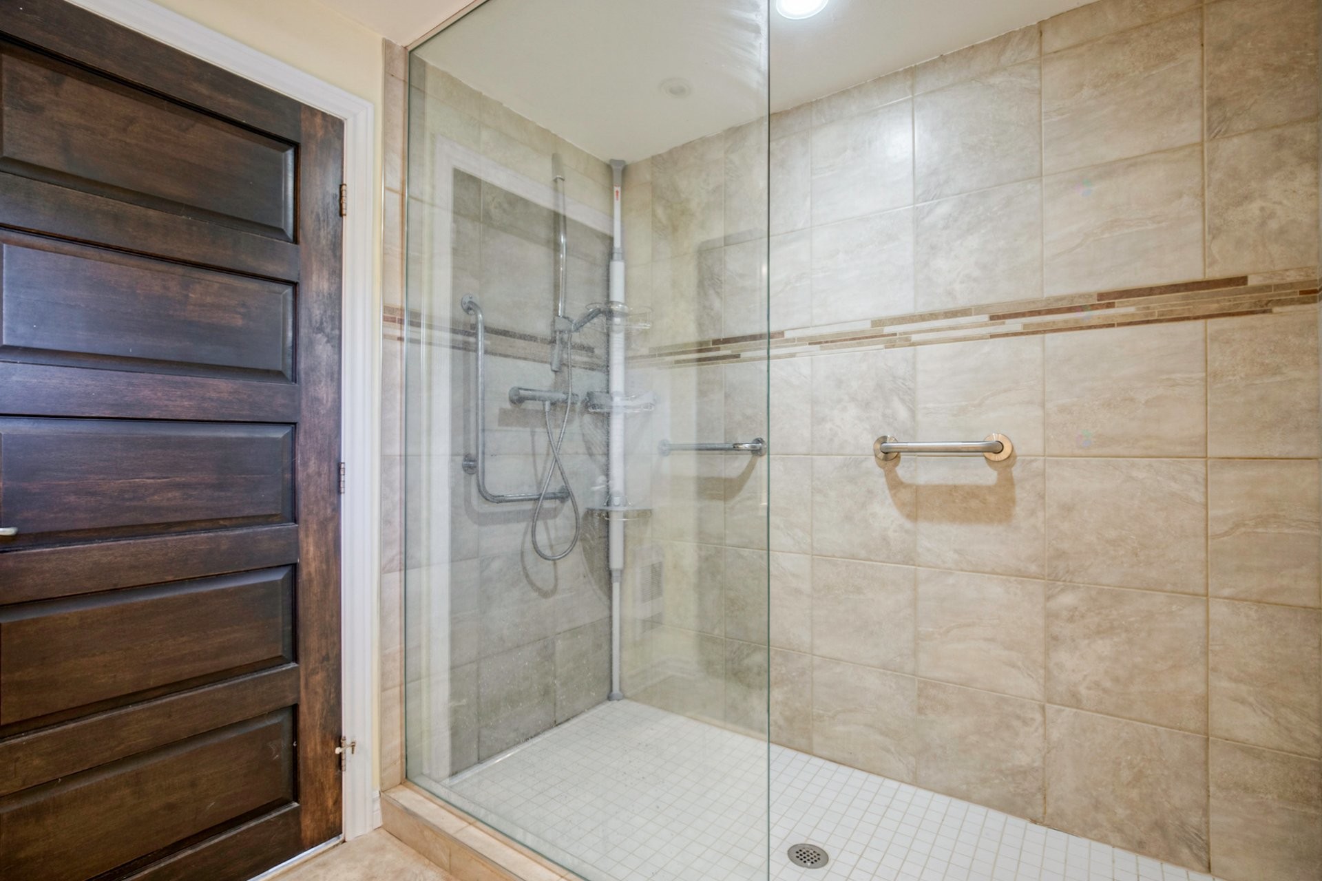 









1849


Rue De Lanaudière

,
Sainte-Julie,




QC
J3E1B6

