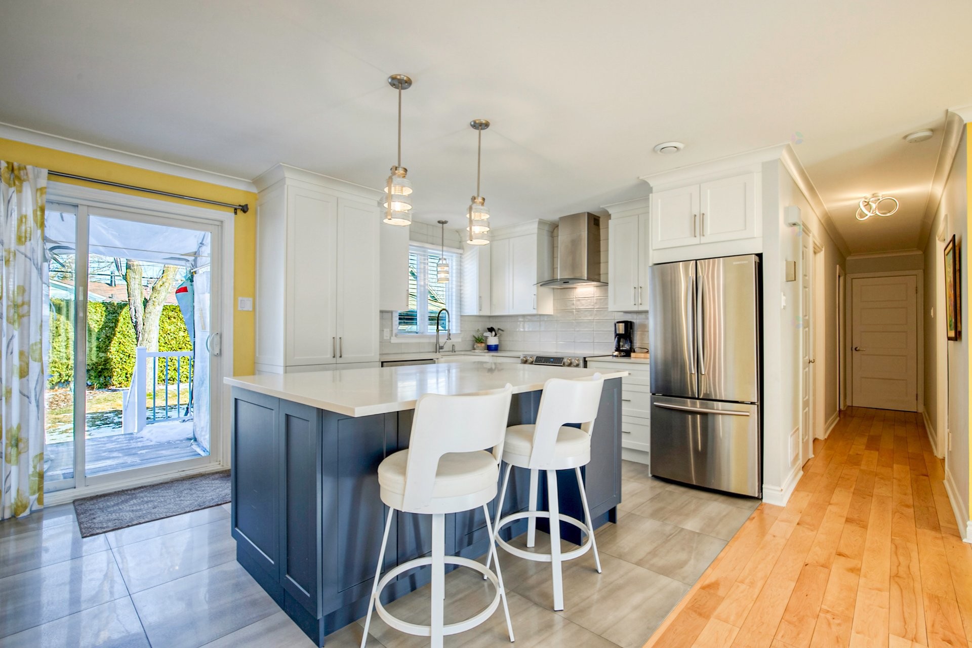 









1849


Rue De Lanaudière

,
Sainte-Julie,




QC
J3E1B6

