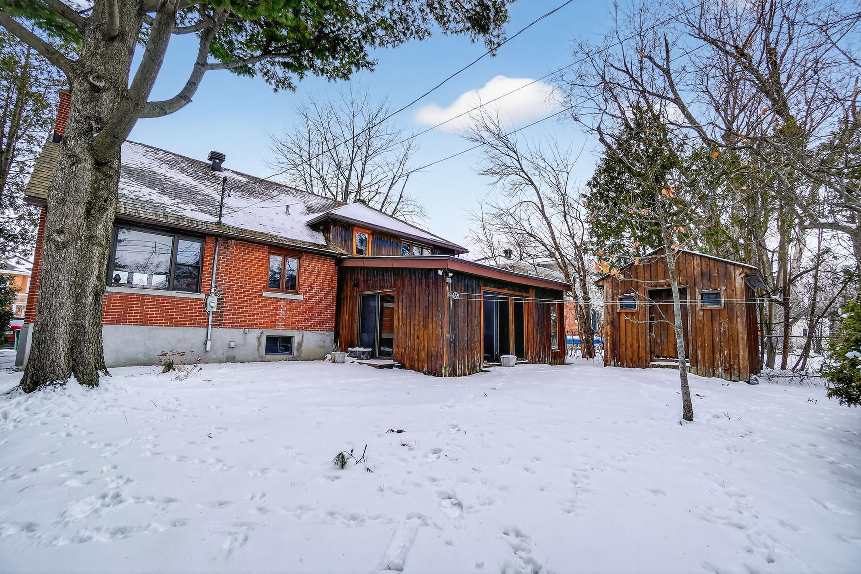 









153


Av. de Spartan Crescent

,
Pointe-Claire,




QC
H9R3R4

