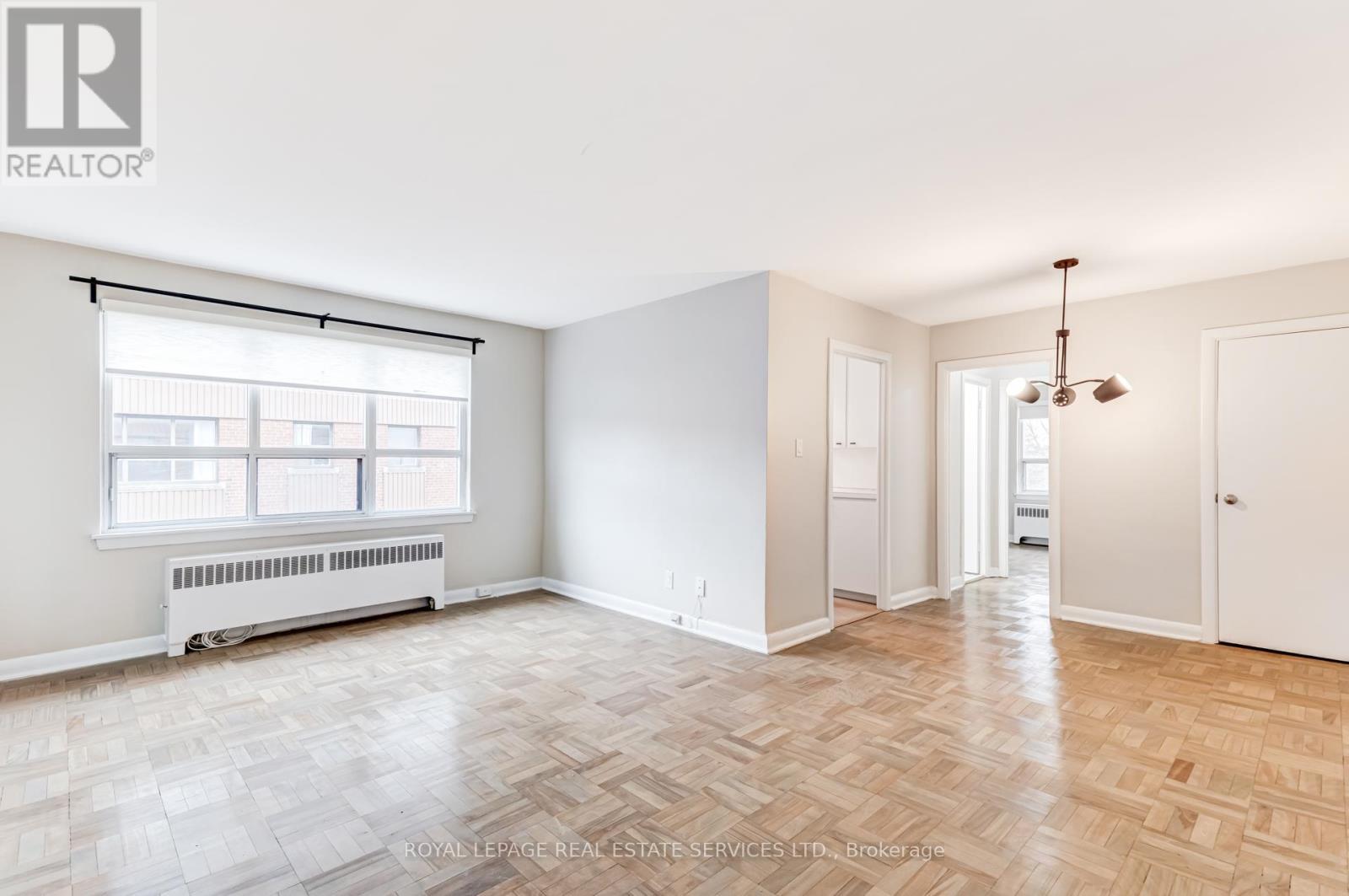 












11 - 2846 BLOOR STREET

,
Toronto,




Ontario
M8X1A9

