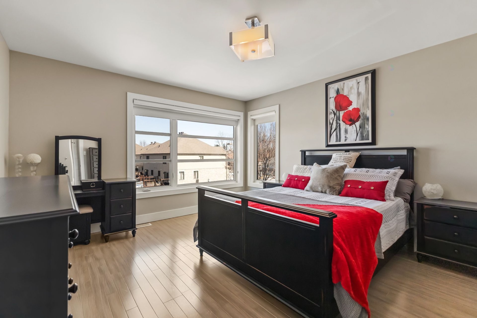 









464


Rue Jeannine-Grégoire-Ross

,
Gatineau (Gatineau),




QC
J8P0C5

