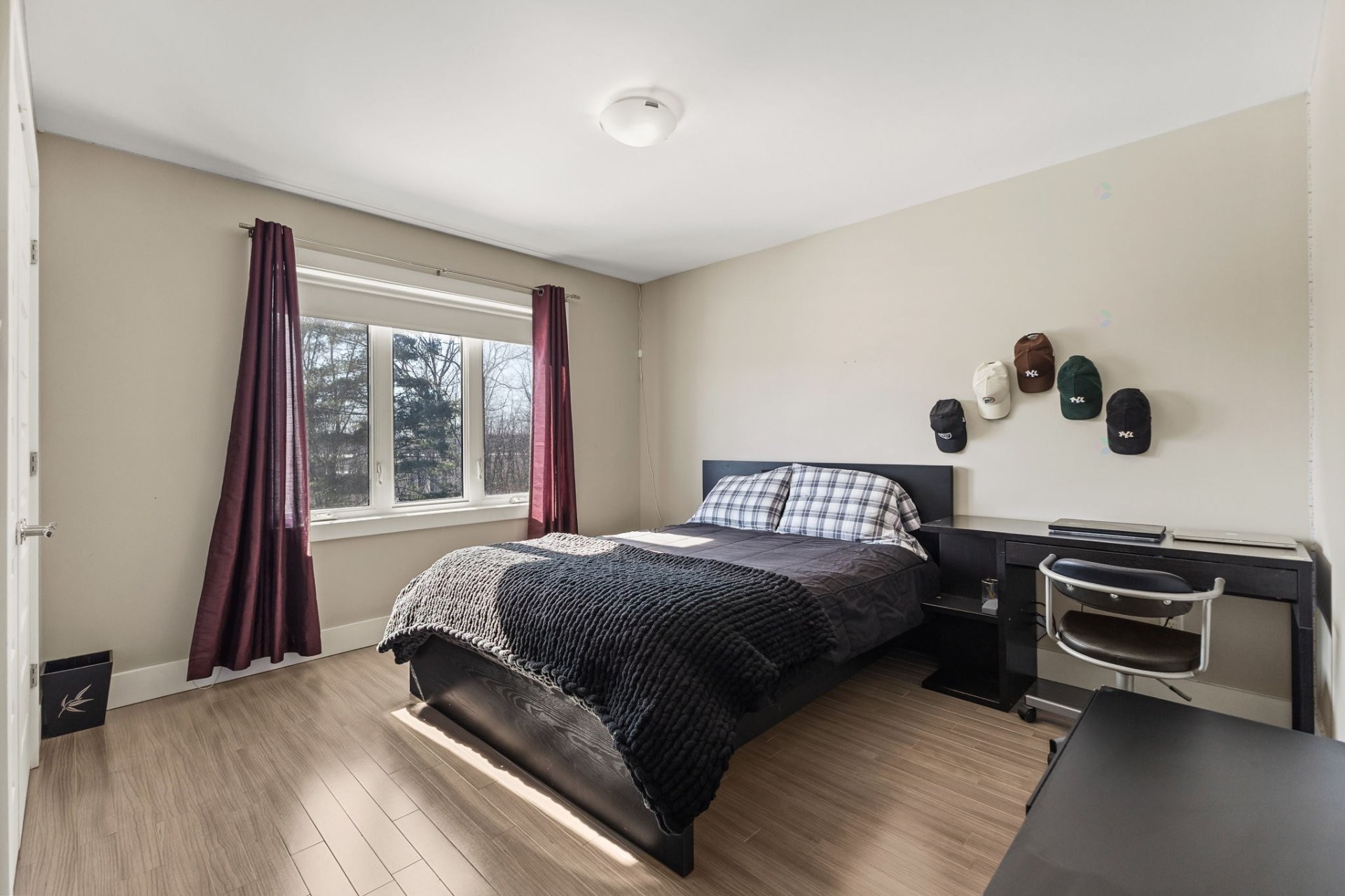 









464


Rue Jeannine-Grégoire-Ross

,
Gatineau (Gatineau),




QC
J8P0C5

