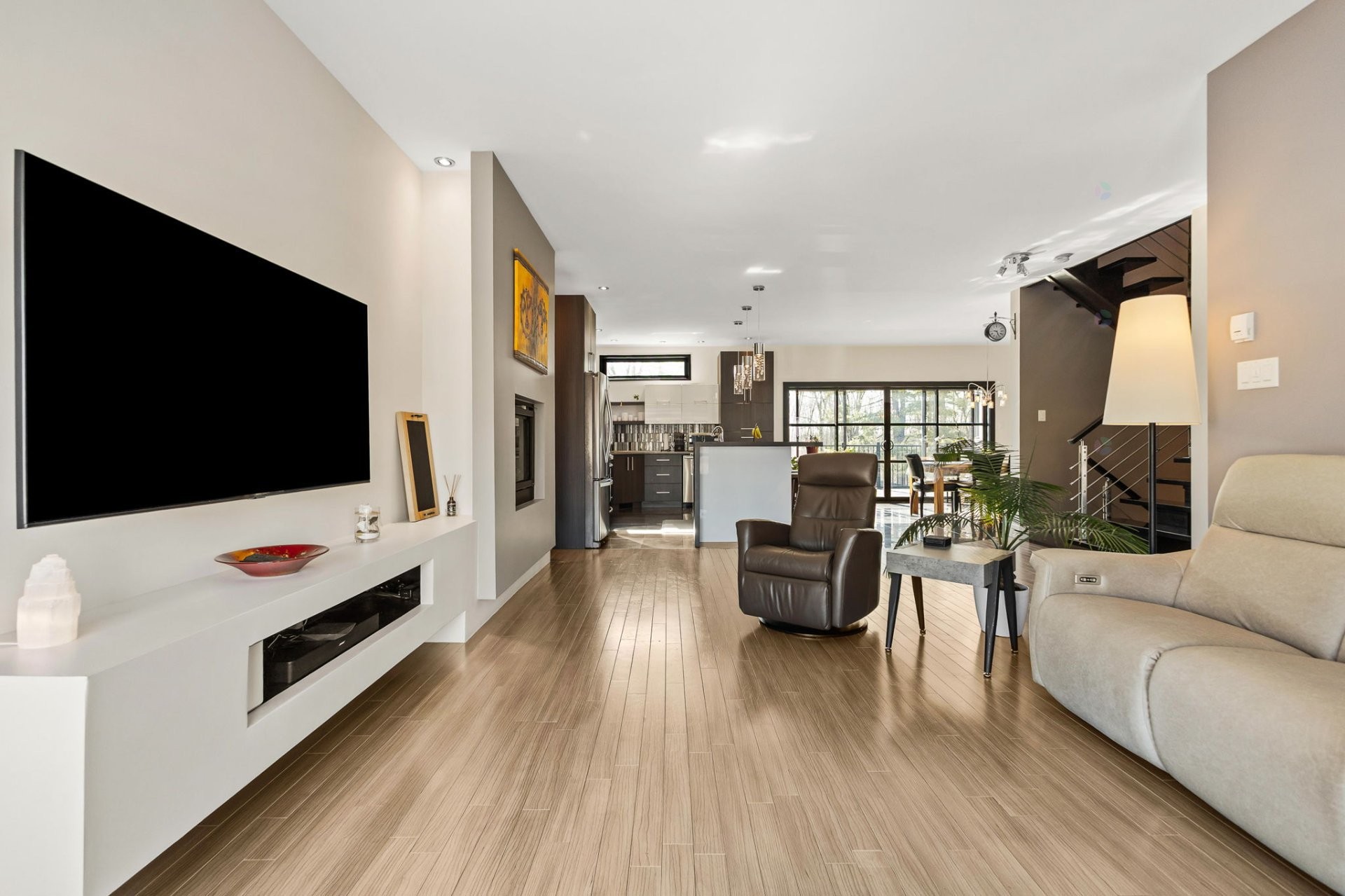 









464


Rue Jeannine-Grégoire-Ross

,
Gatineau (Gatineau),




QC
J8P0C5

