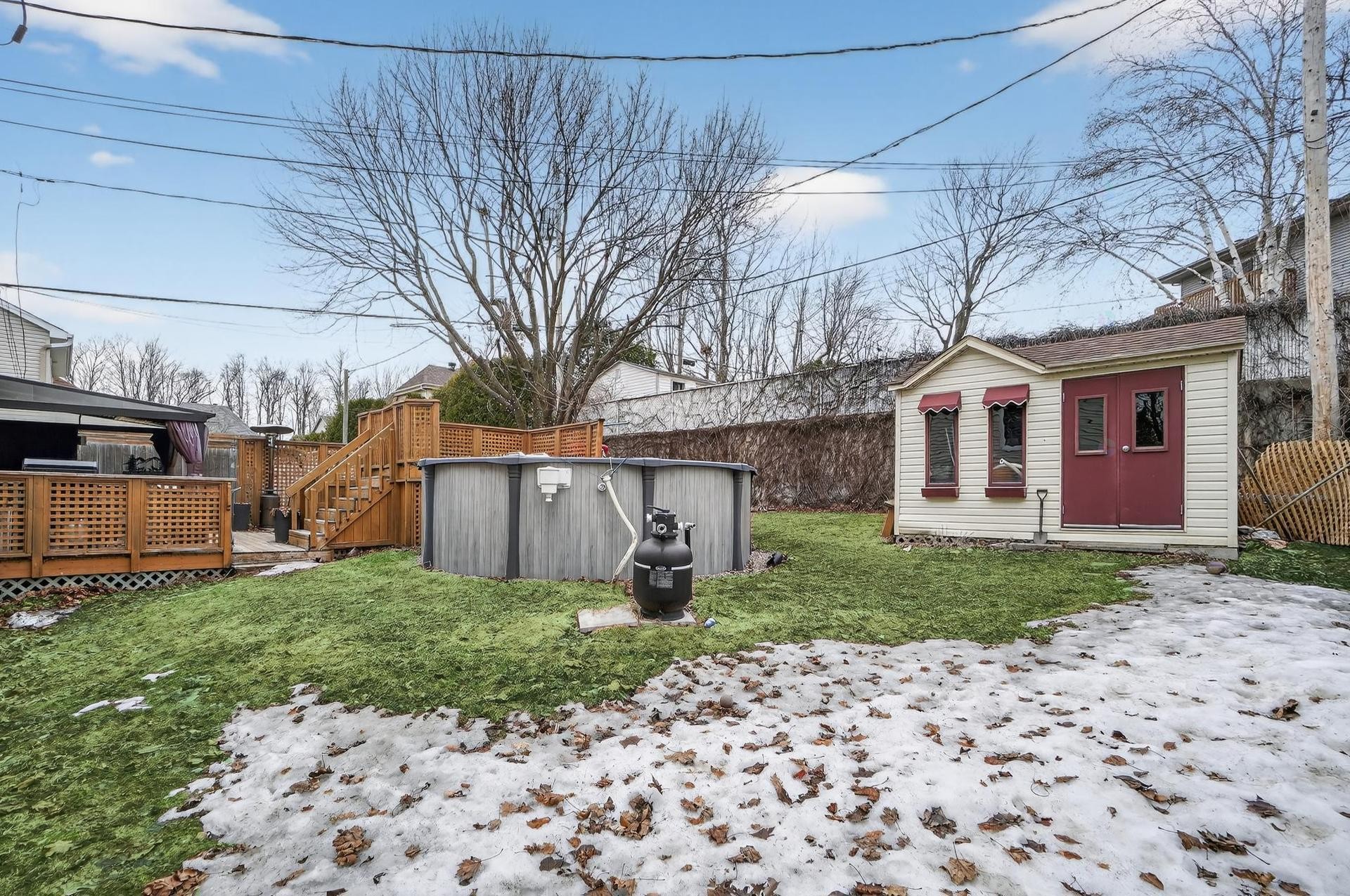 









276


Rue Noyer

,
Pincourt,




QC
J7W8E8

