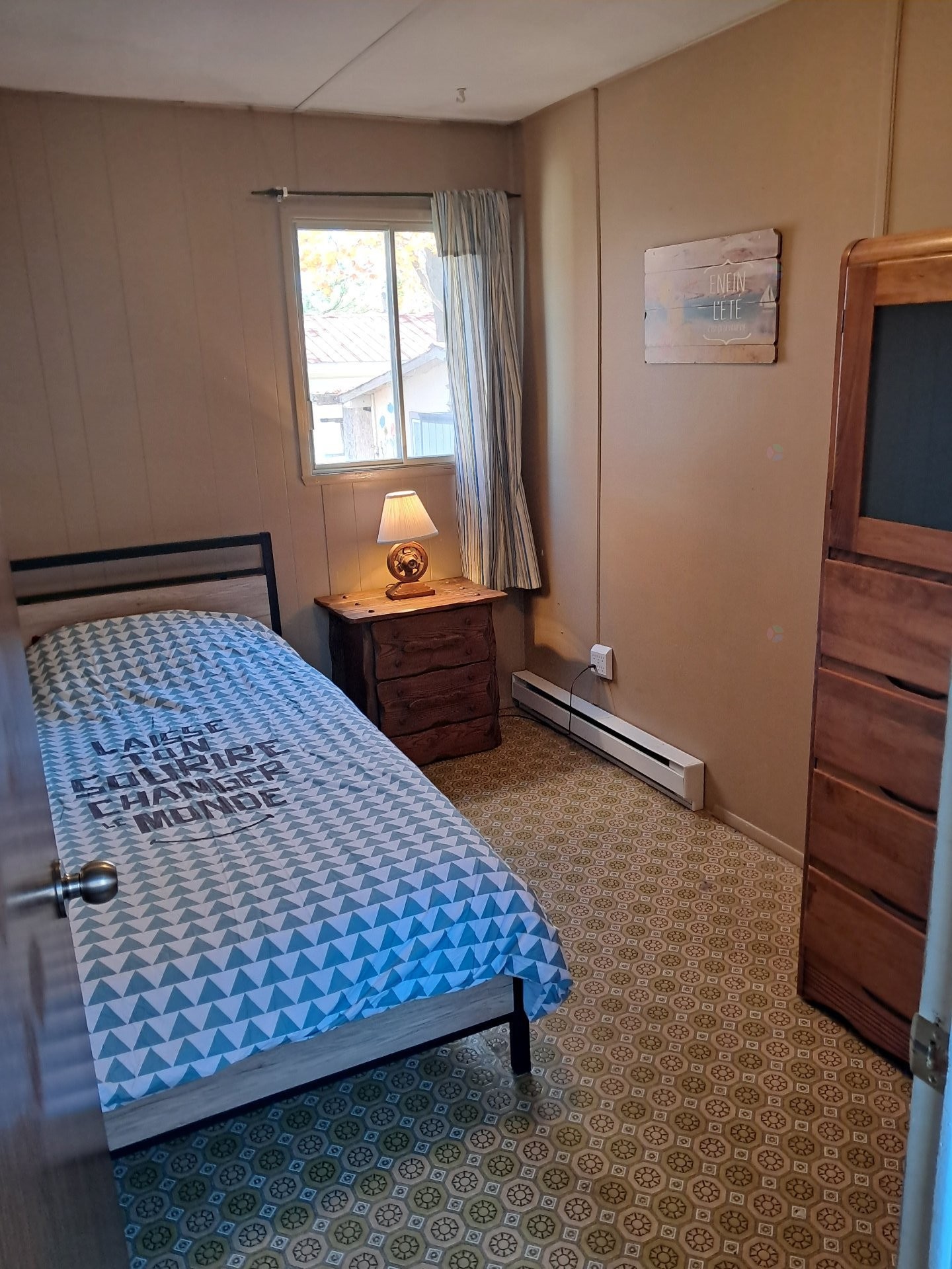 









1310C


Rue Principale E.

,
Sainte-Agathe-des-Monts,




QC
J8C1L9

