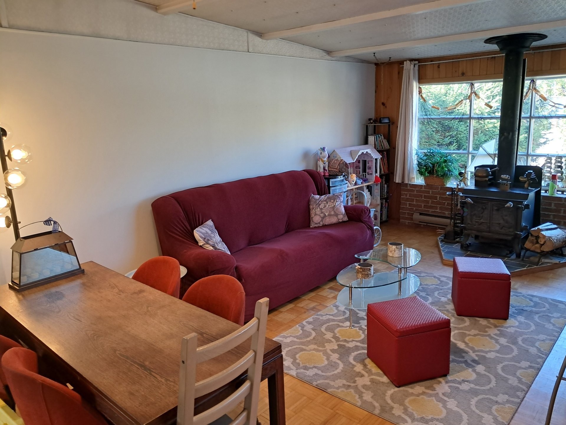 









1310C


Rue Principale E.

,
Sainte-Agathe-des-Monts,




QC
J8C1L9

