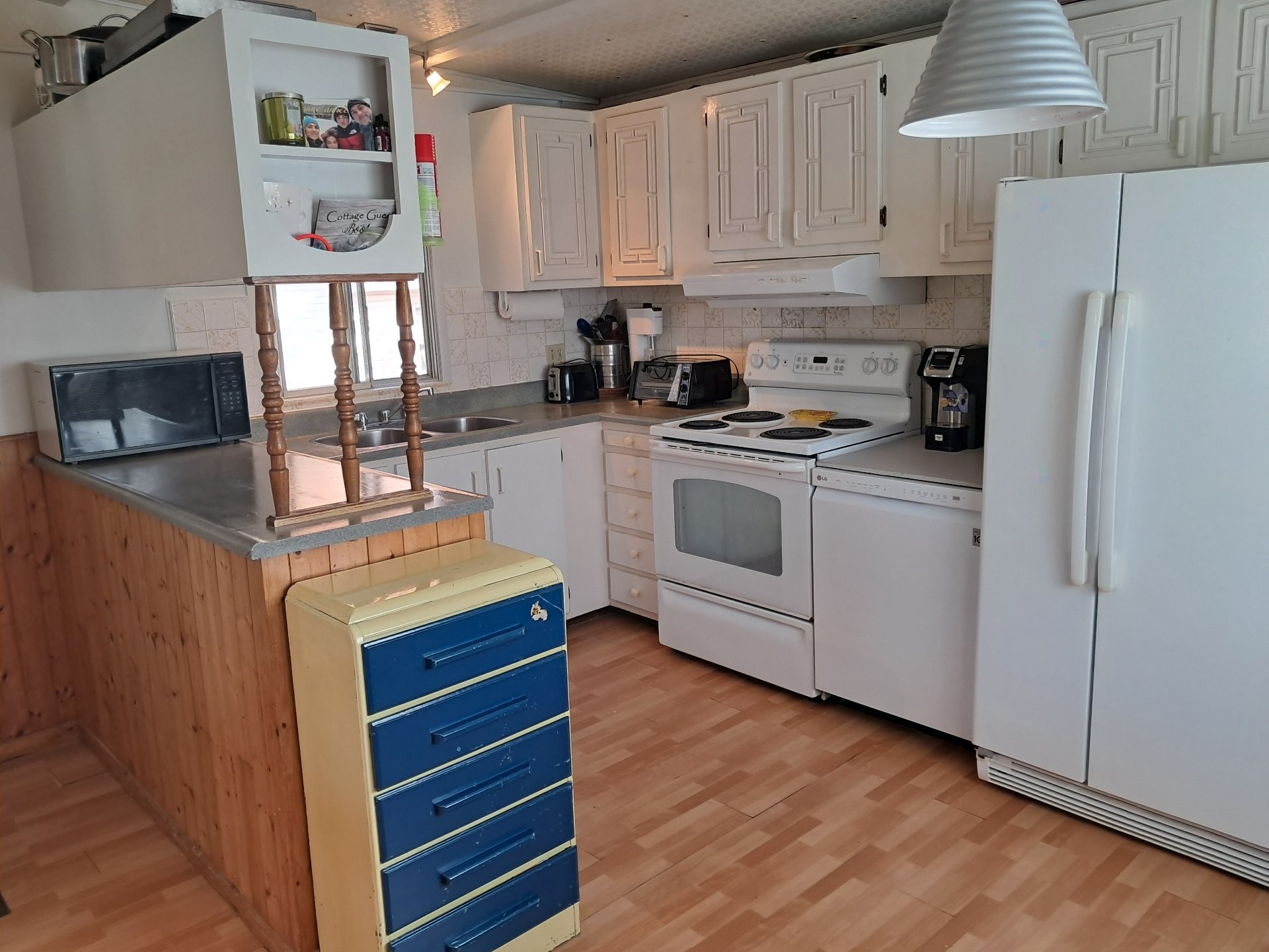 









1310C


Rue Principale E.

,
Sainte-Agathe-des-Monts,




QC
J8C1L9

