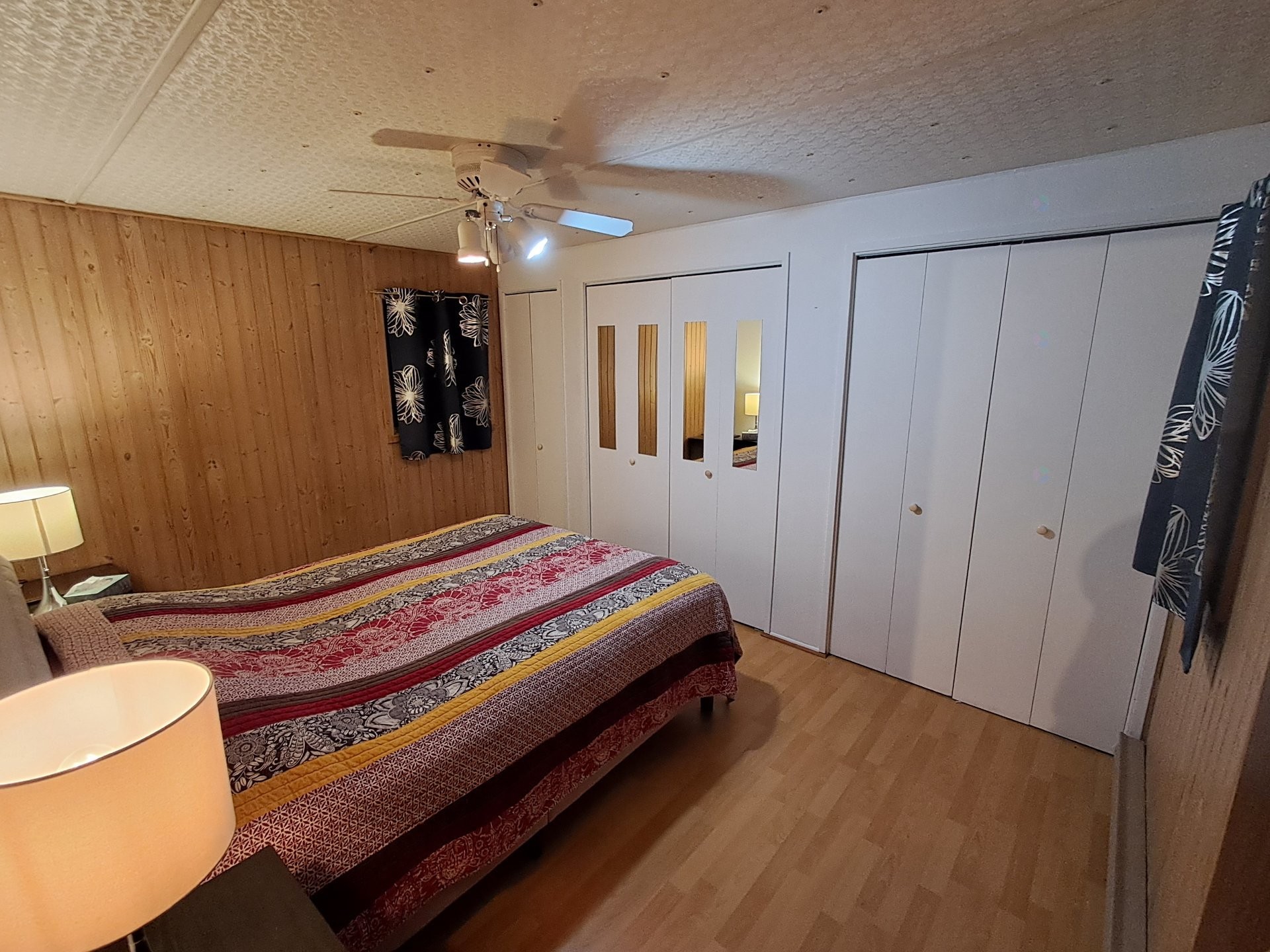 









1310C


Rue Principale E.

,
Sainte-Agathe-des-Monts,




QC
J8C1L9

