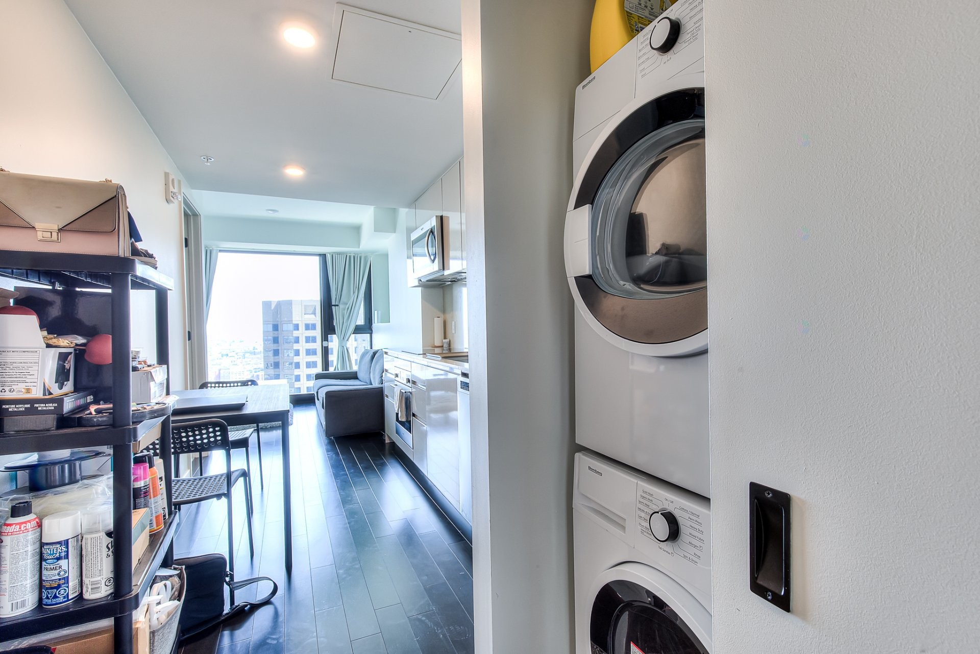 









1210


Rue Jeanne-Mance

, 3712,
Montréal (Ville-Marie),




QC
H2X1M1

