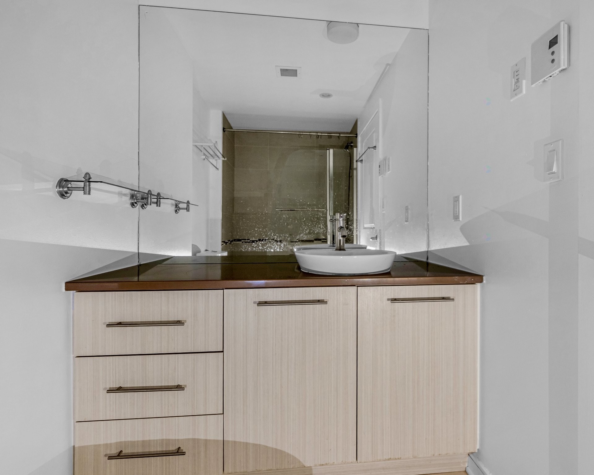 









1248


Av. de l'Hôtel-de-Ville

, 318,
Montréal (Ville-Marie),




QC
H2X0B9

