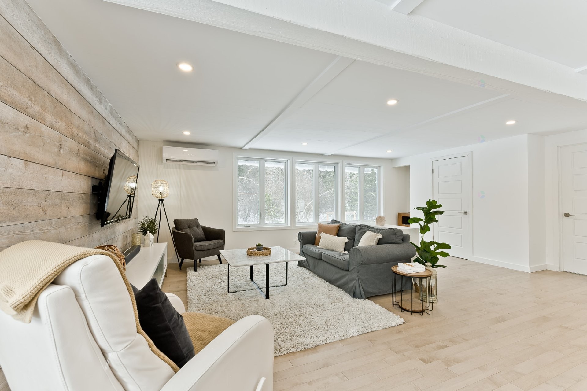 









7005


Ch. de Westleyville

,
Ascot Corner,




QC
J0B1A0

