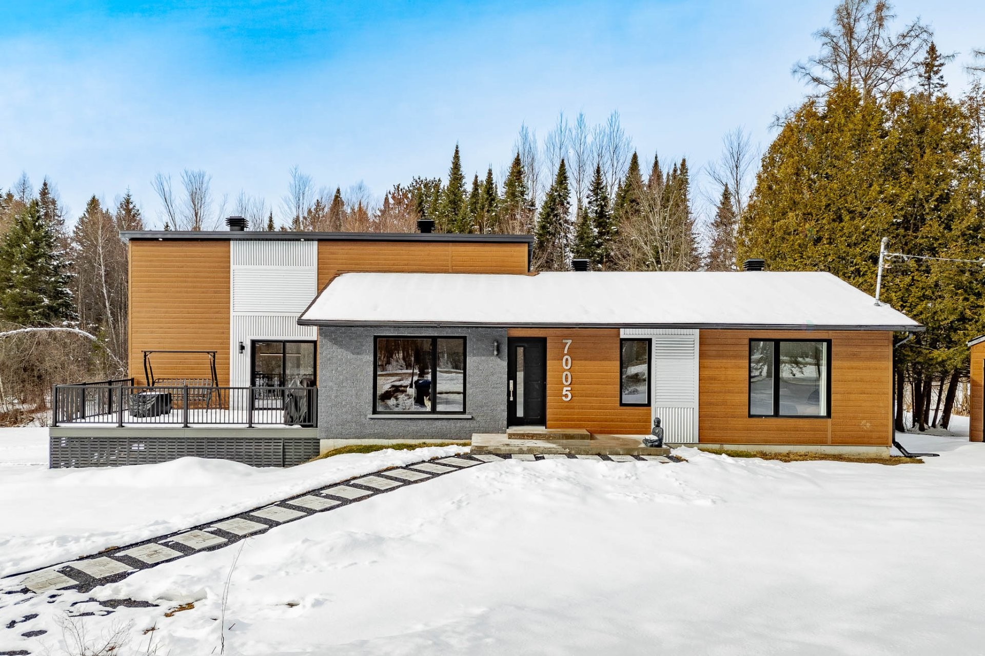 









7005


Ch. de Westleyville

,
Ascot Corner,




QC
J0B1A0

