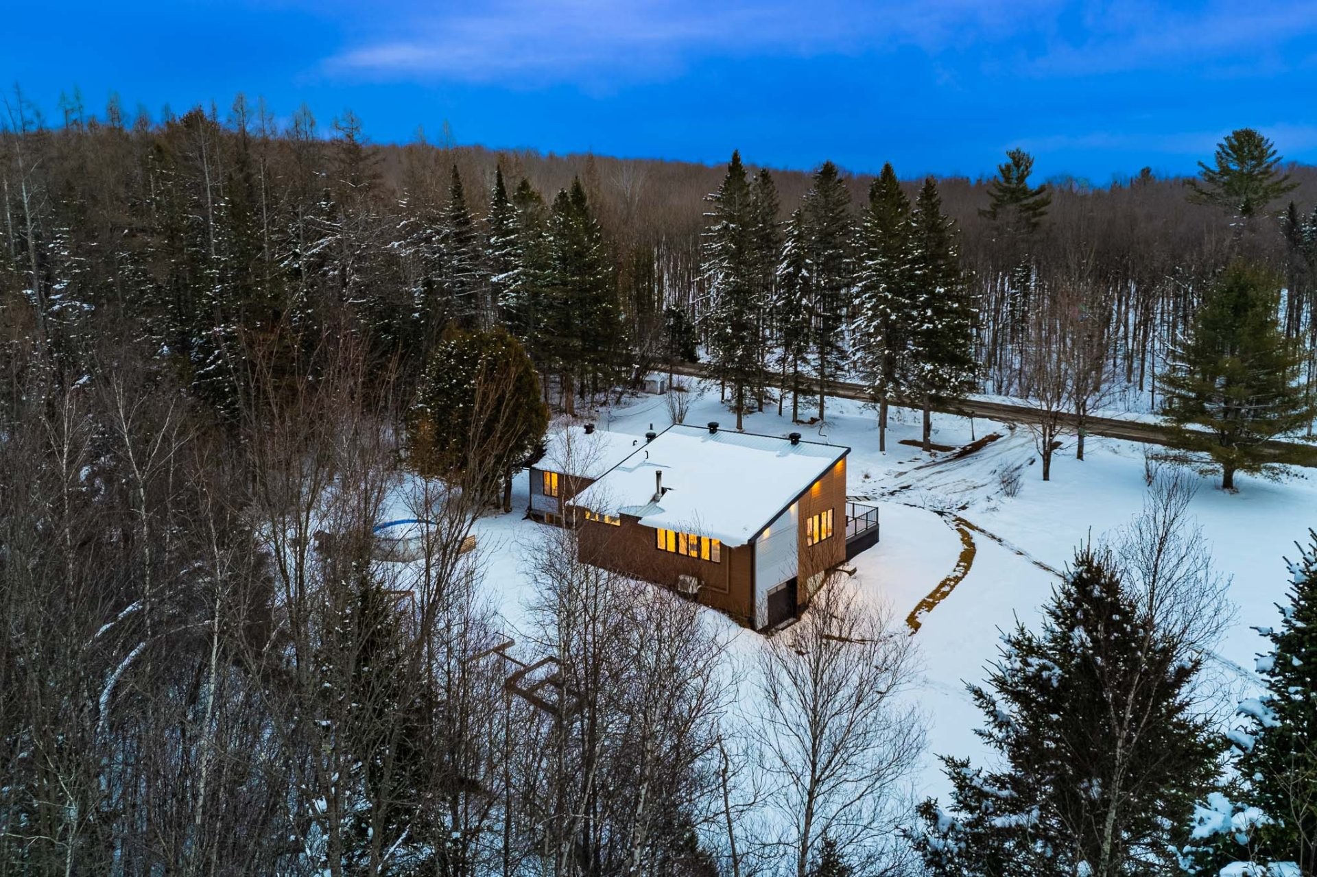 









7005


Ch. de Westleyville

,
Ascot Corner,




QC
J0B1A0

