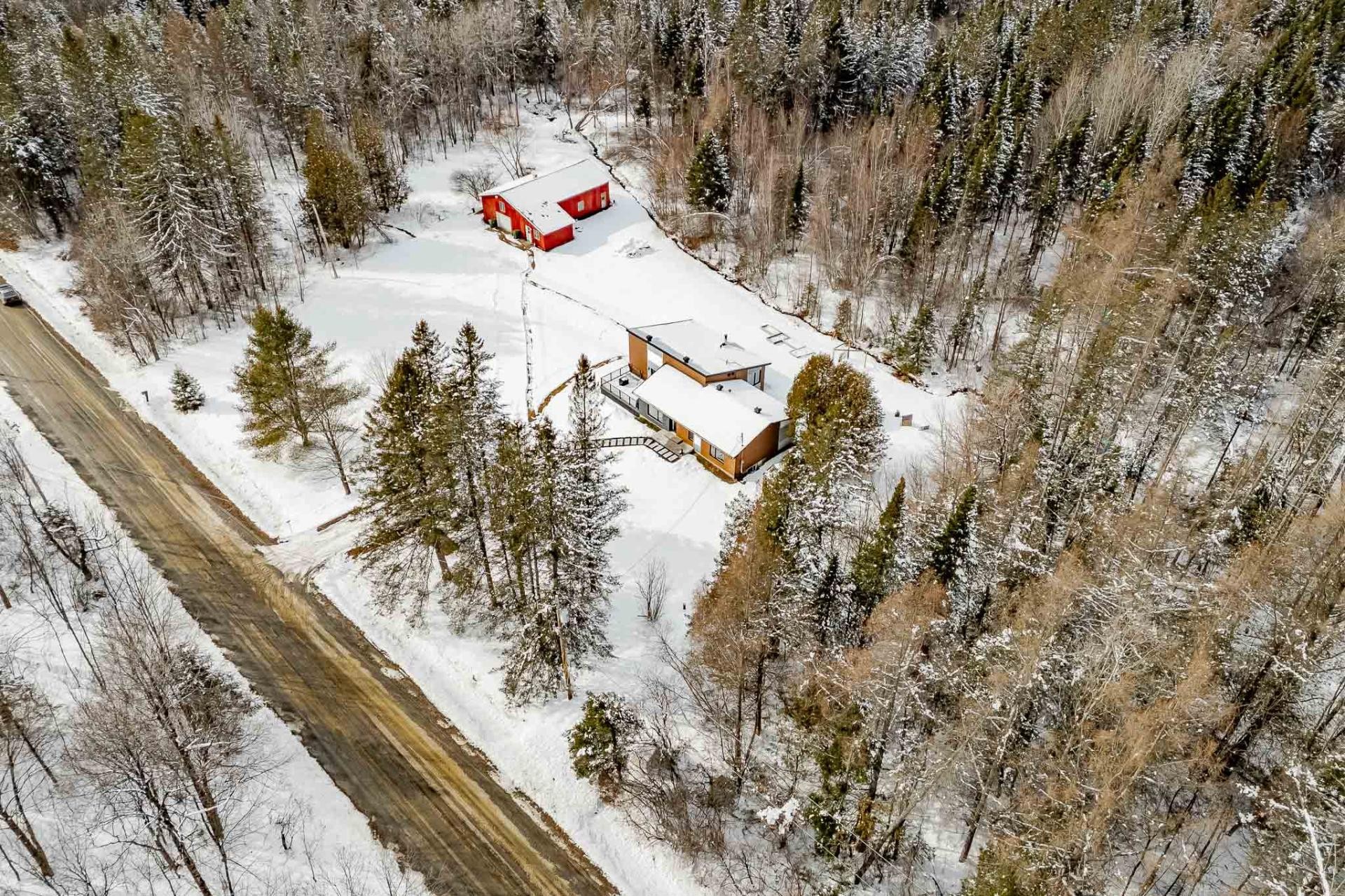 









7005


Ch. de Westleyville

,
Ascot Corner,




QC
J0B1A0

