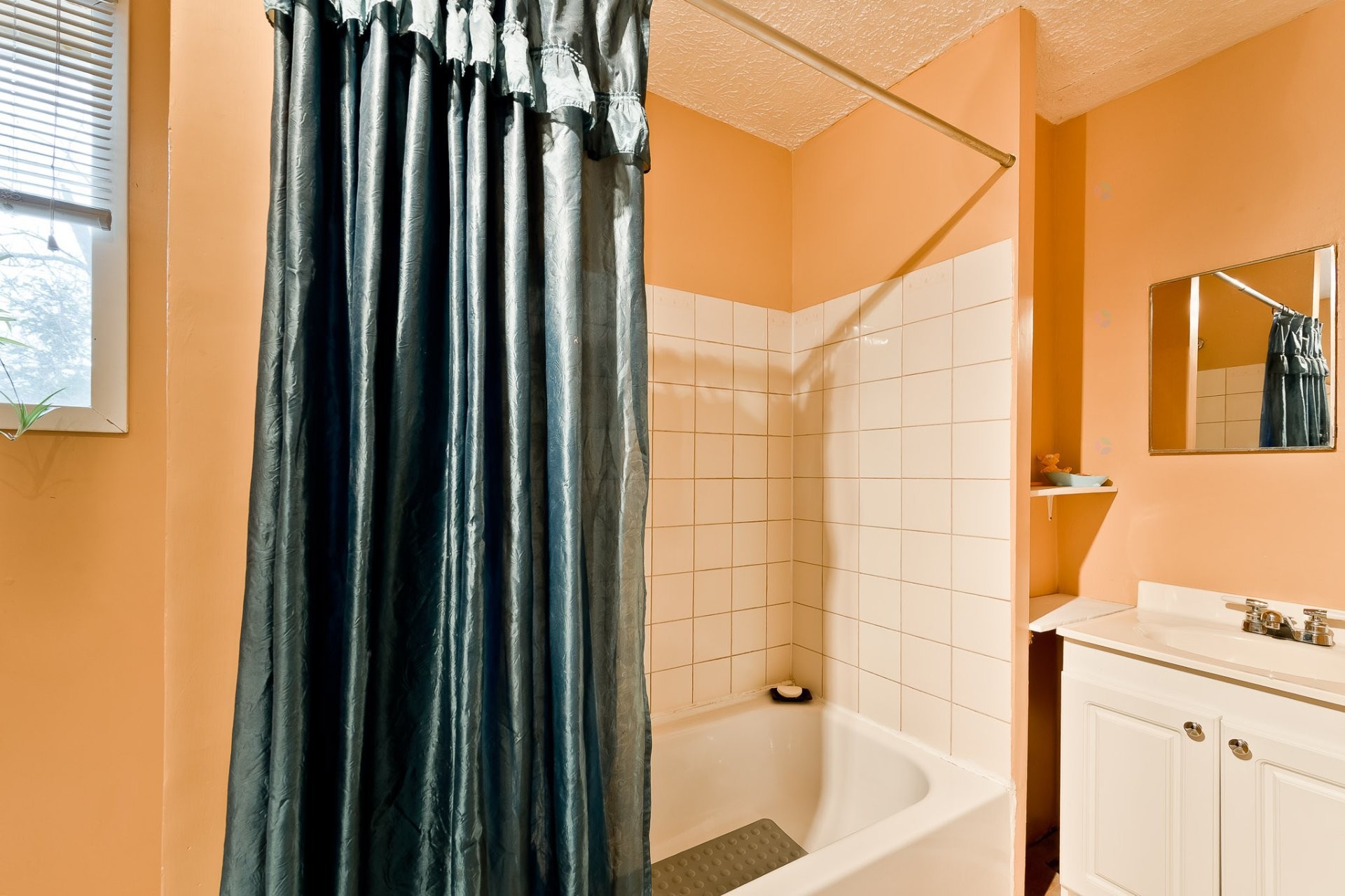 









4345


Ch. Rhéaume

,
Sherbrooke (Brompton/Rock Forest/Saint-Élie/Deauville),




QC
J1R0A2

