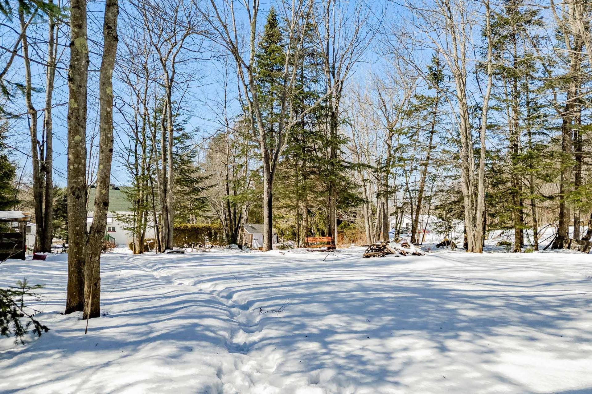 









4345


Ch. Rhéaume

,
Sherbrooke (Brompton/Rock Forest/Saint-Élie/Deauville),




QC
J1R0A2

