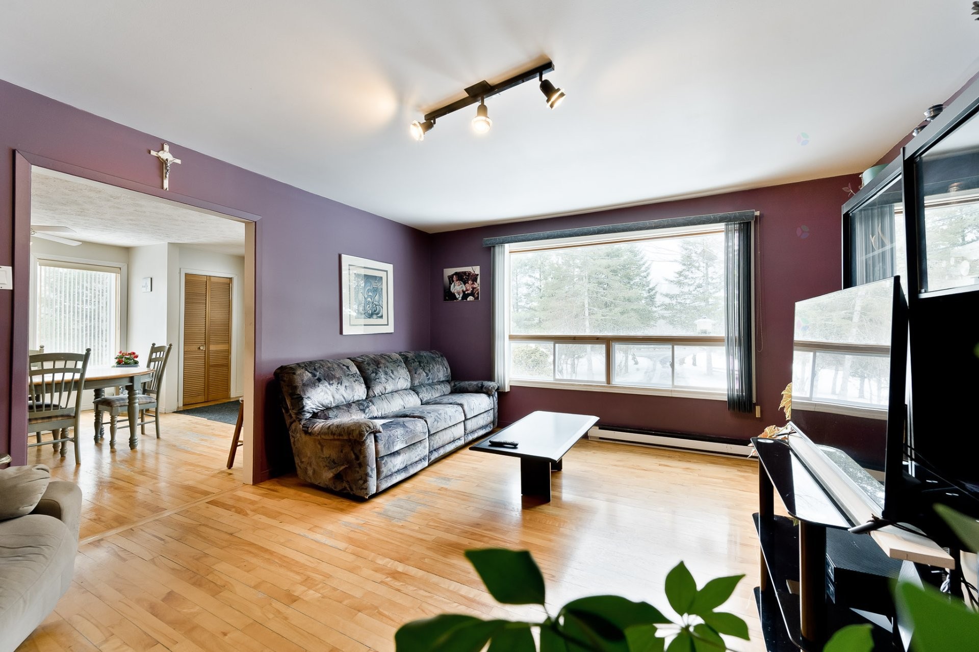 









4345


Ch. Rhéaume

,
Sherbrooke (Brompton/Rock Forest/Saint-Élie/Deauville),




QC
J1R0A2

