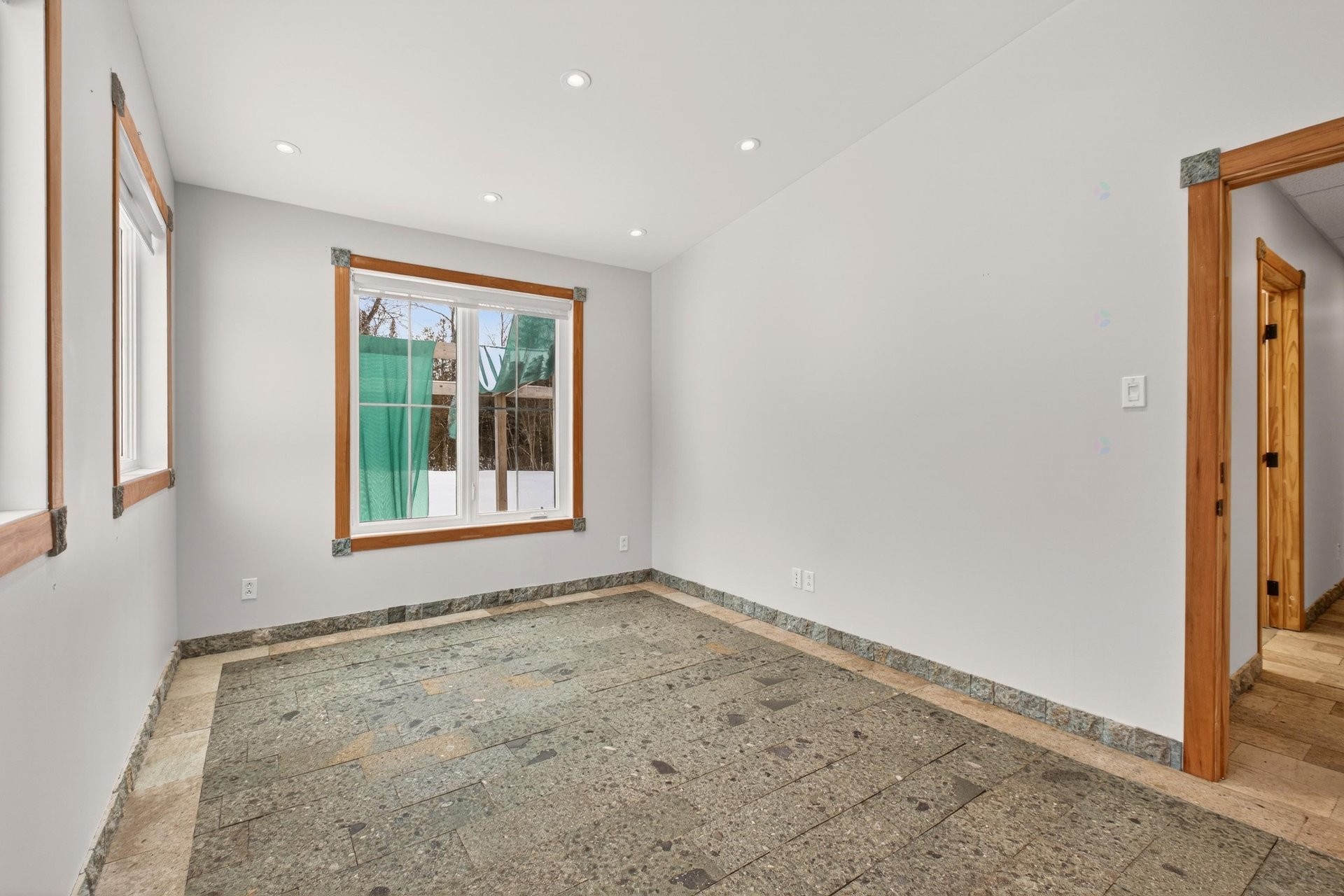 









343


Route Missisquoi

,
Bolton-Est,




QC
J0E1G0

