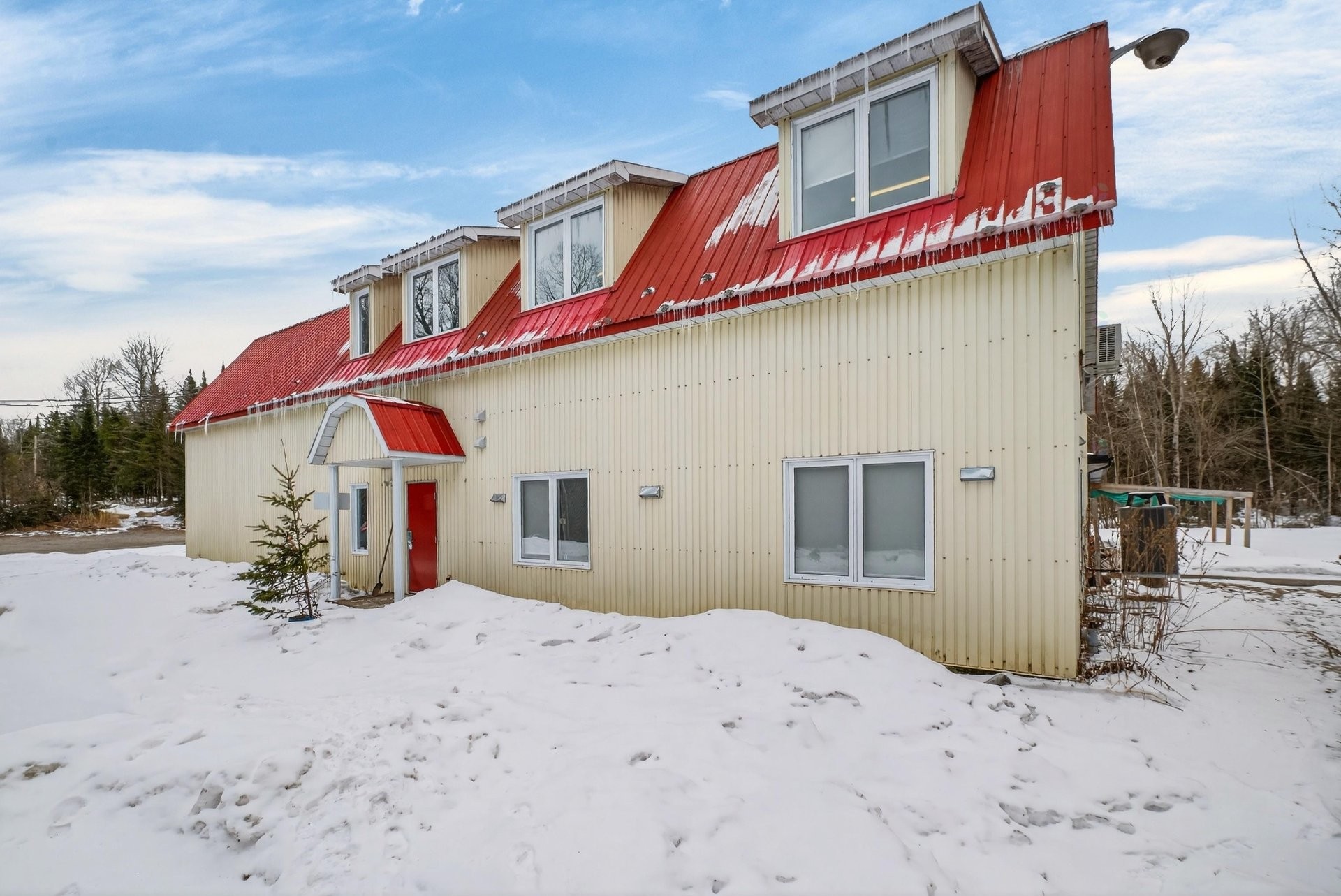 









343


Route Missisquoi

,
Bolton-Est,




QC
J0E1G0

