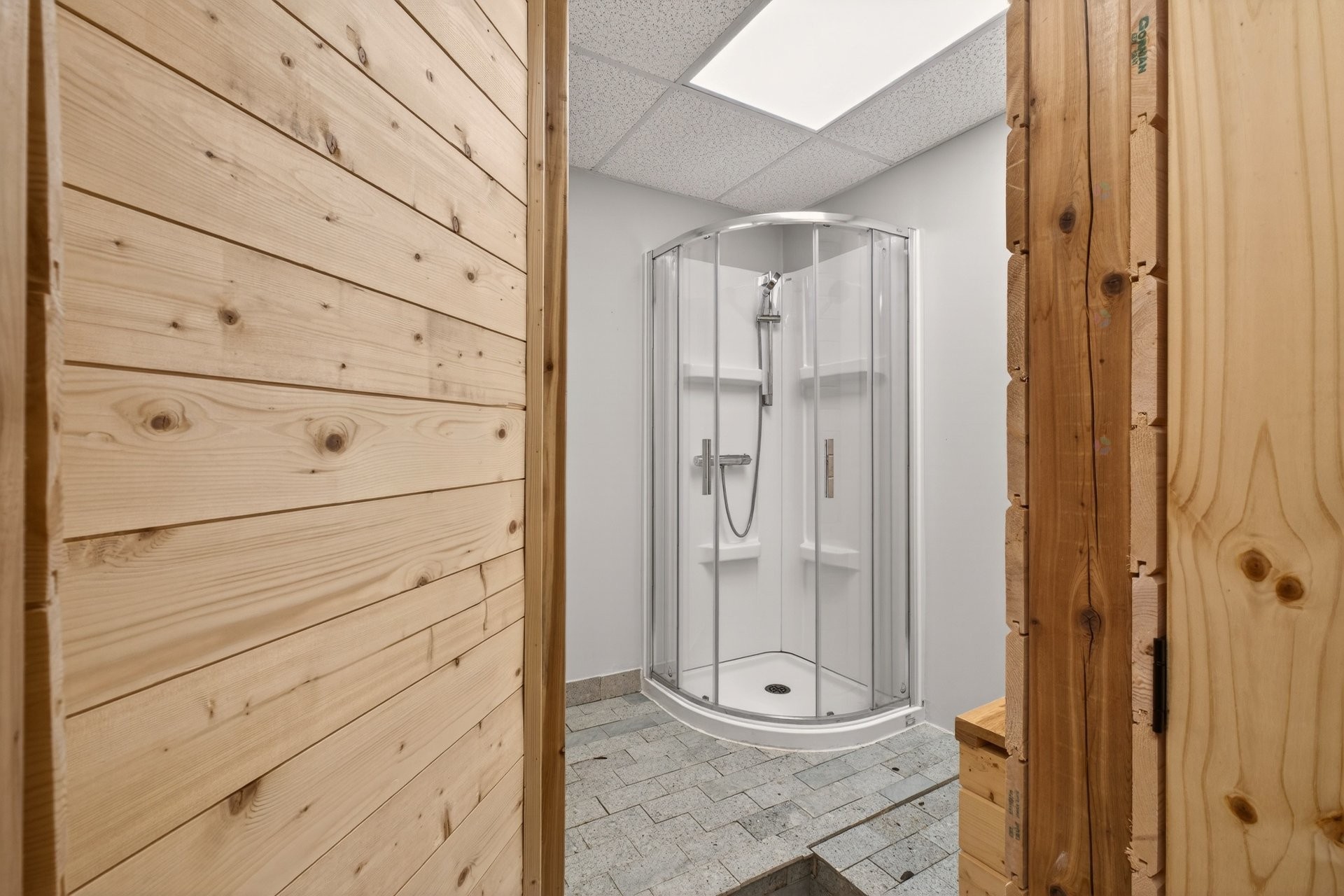 









343


Route Missisquoi

,
Bolton-Est,




QC
J0E1G0

