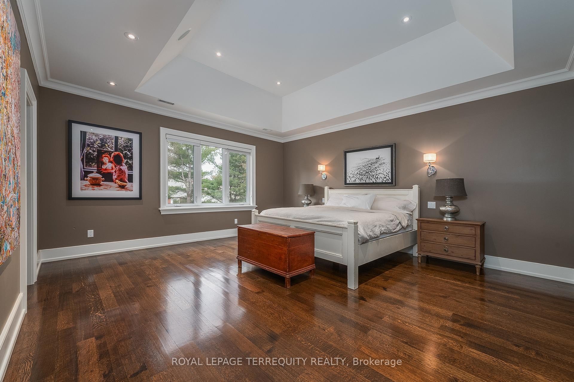 









72


EAGLE

Road,
Toronto,




ON
M8Z 4J2


