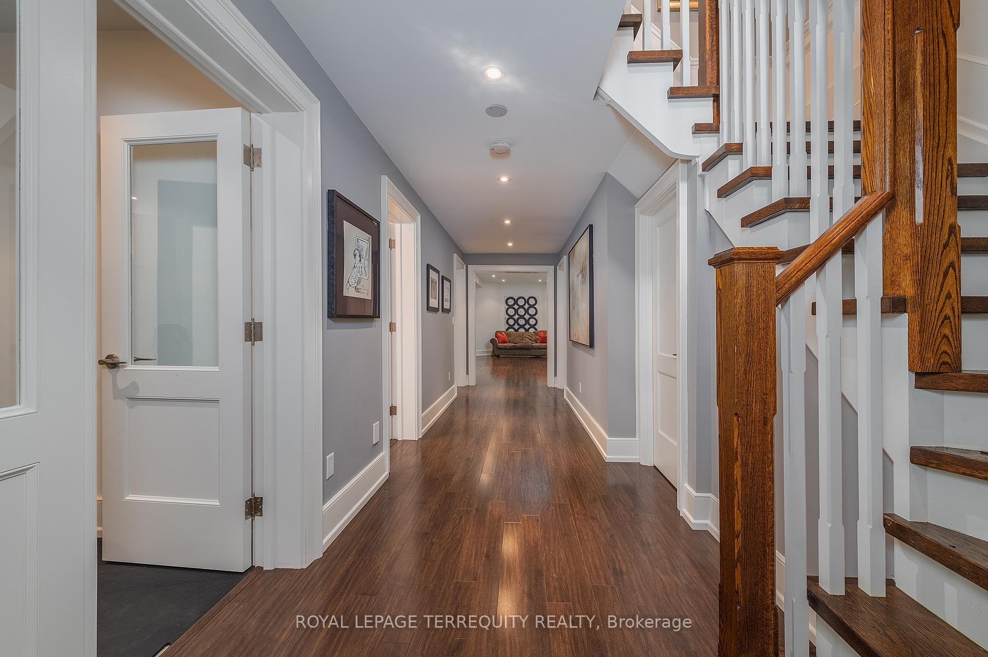 









72


EAGLE

Road,
Toronto,




ON
M8Z 4J2

