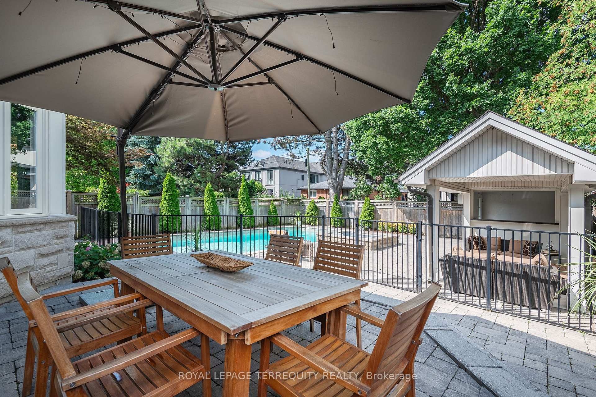 









72


EAGLE

Road,
Toronto,




ON
M8Z 4J2

