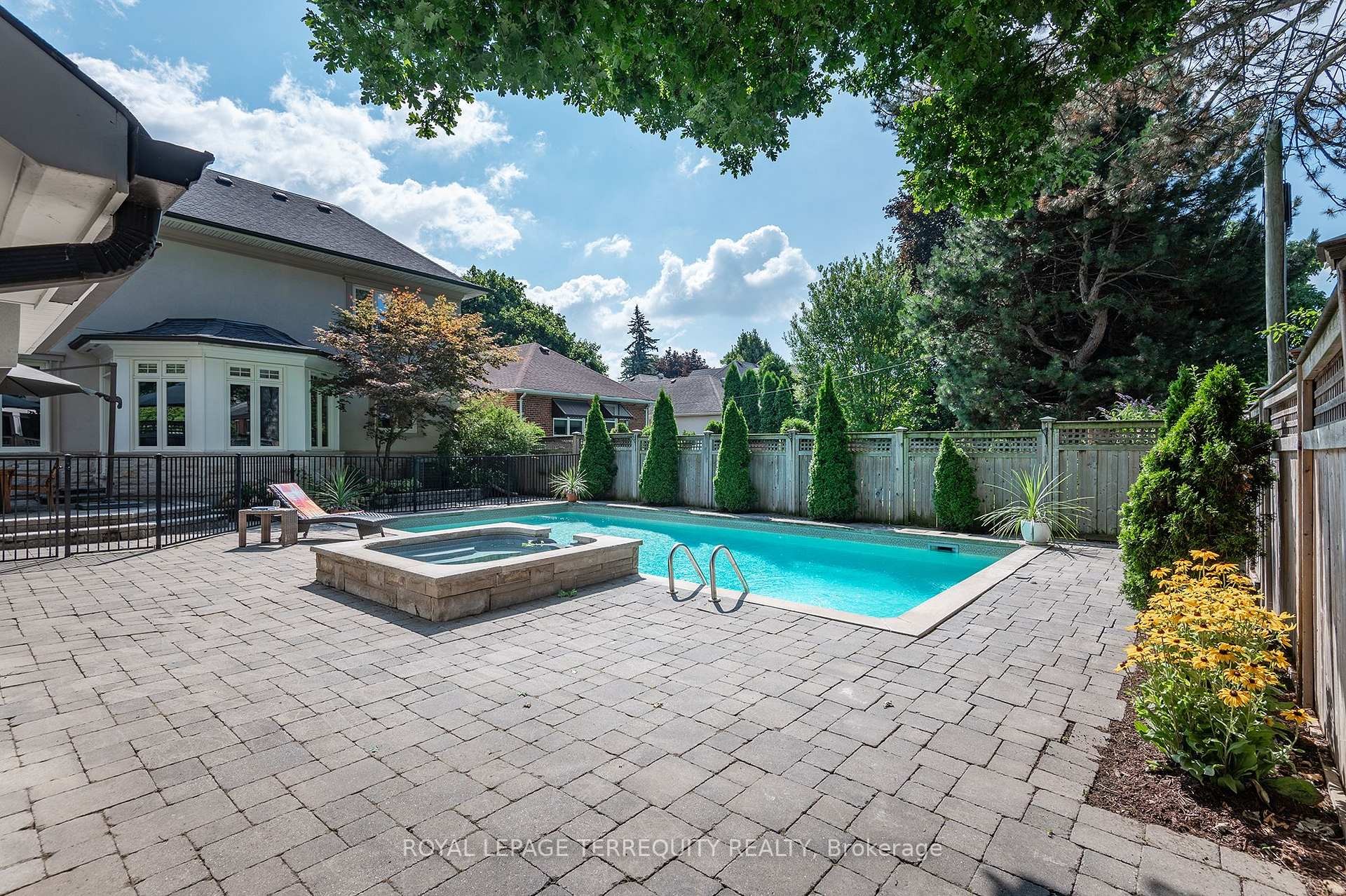 









72


EAGLE

Road,
Toronto,




ON
M8Z 4J2

