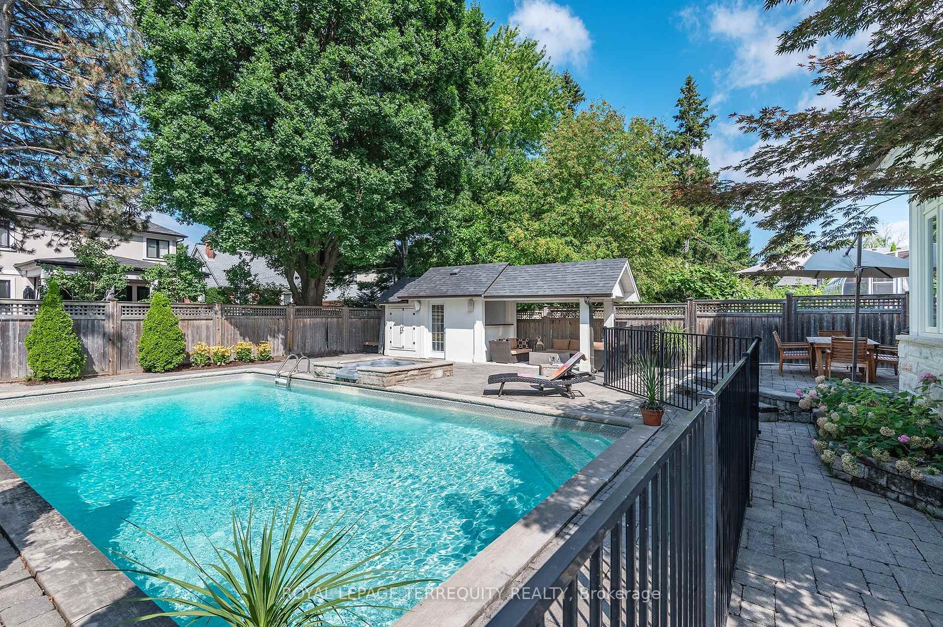 









72


EAGLE

Road,
Toronto,




ON
M8Z 4J2

