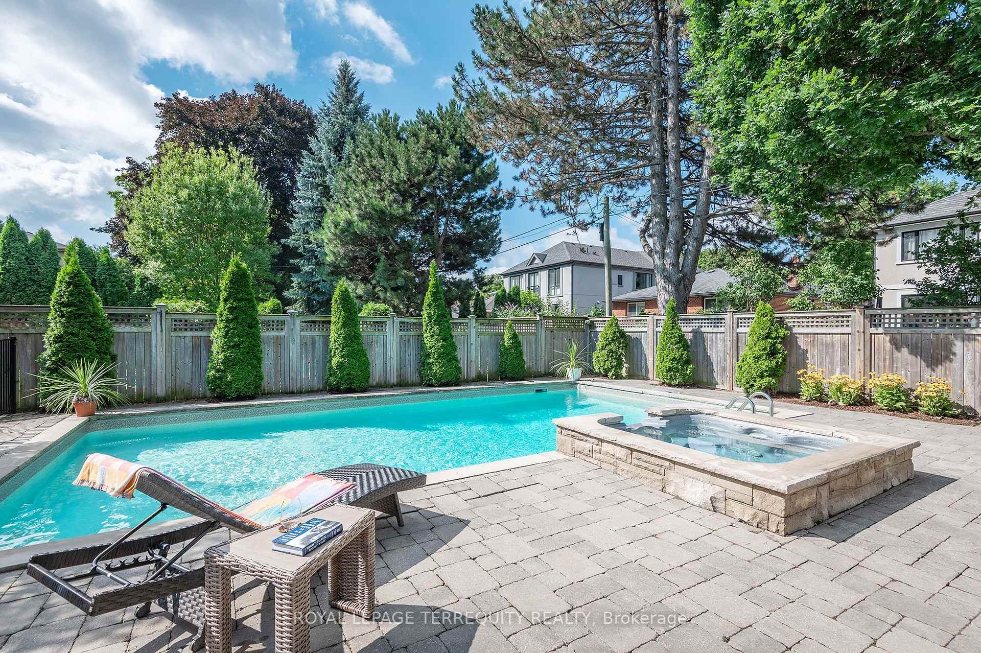 









72


EAGLE

Road,
Toronto,




ON
M8Z 4J2

