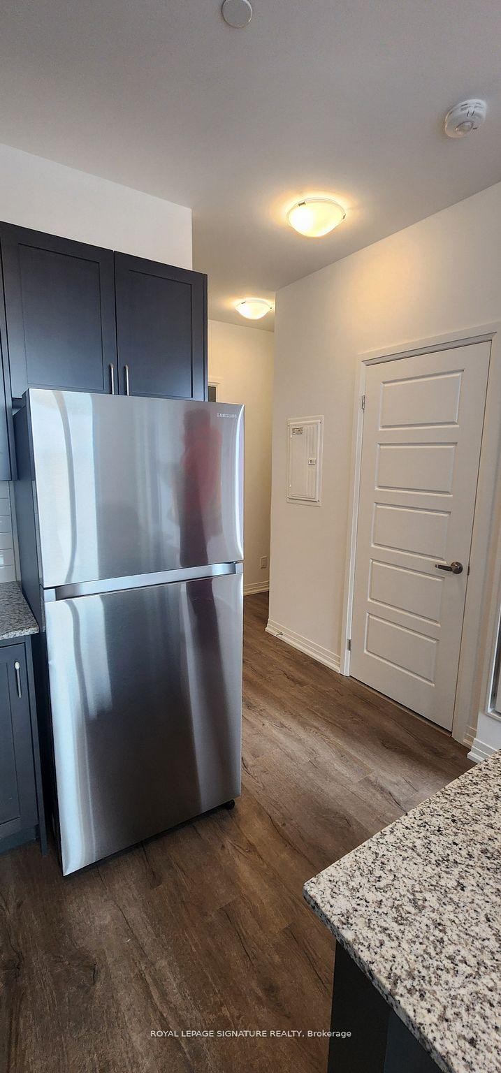 









3285


Carding Mill

Trail, 404,
Oakville,




ON
L6M 5P7


