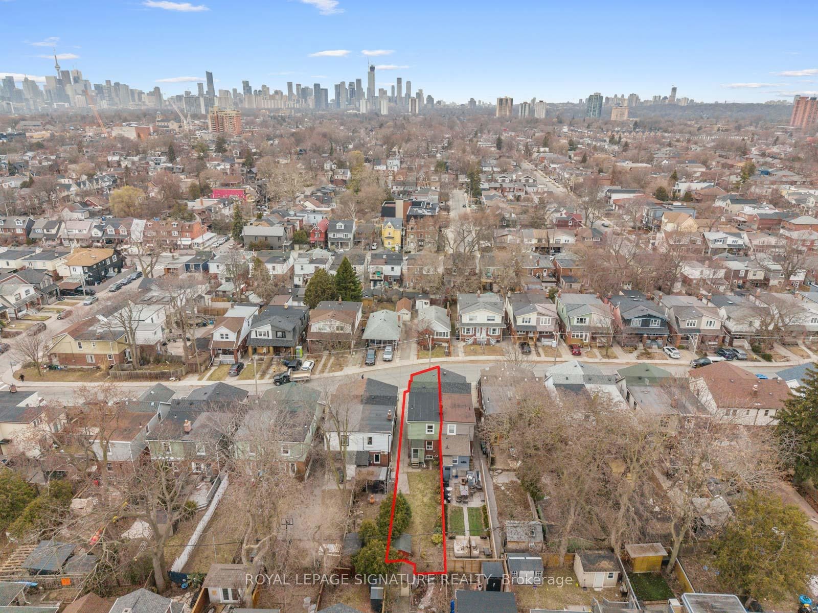 









15


Marlow

Avenue,
Toronto,




ON
M4J 3T8

