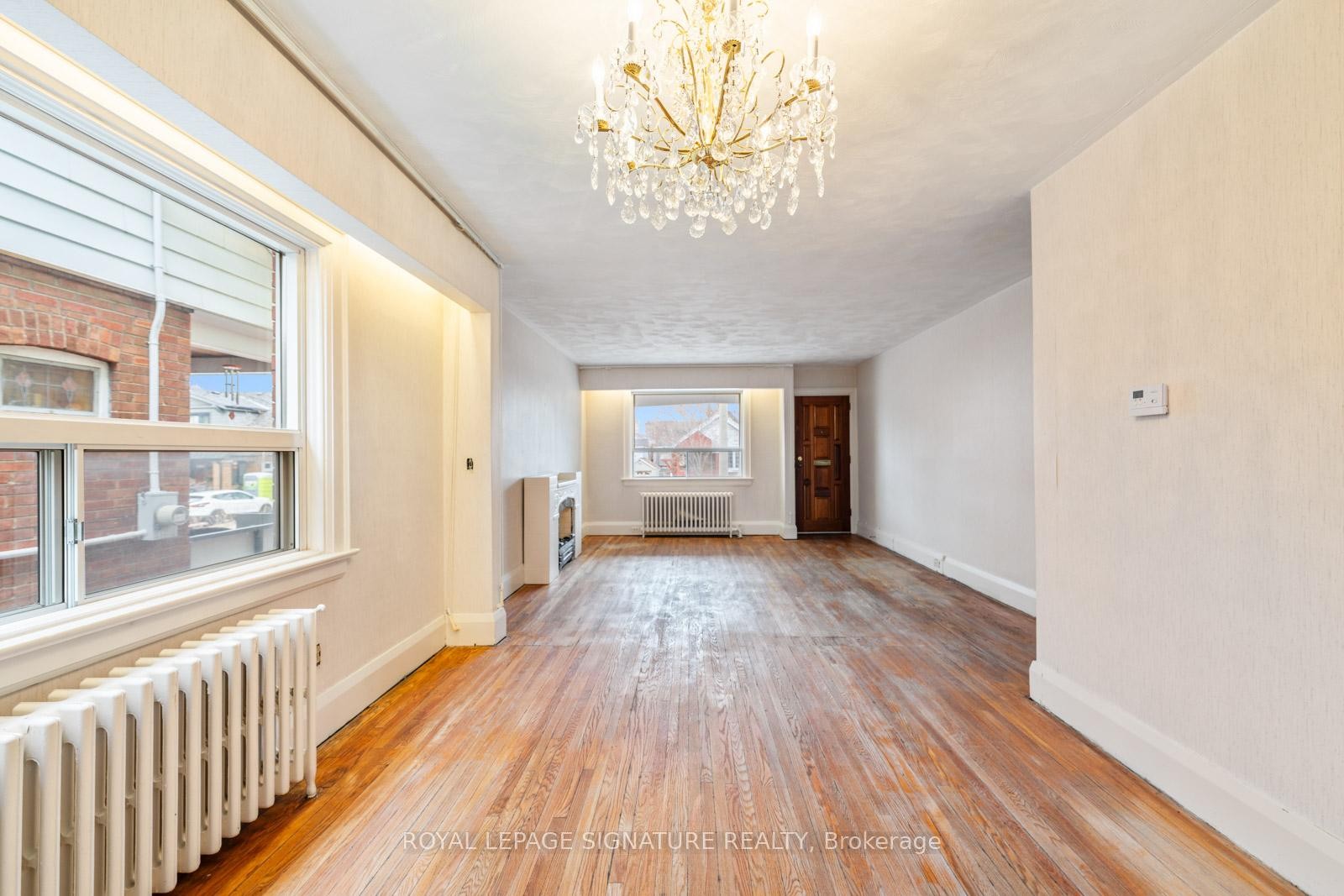 









15


Marlow

Avenue,
Toronto,




ON
M4J 3T8

