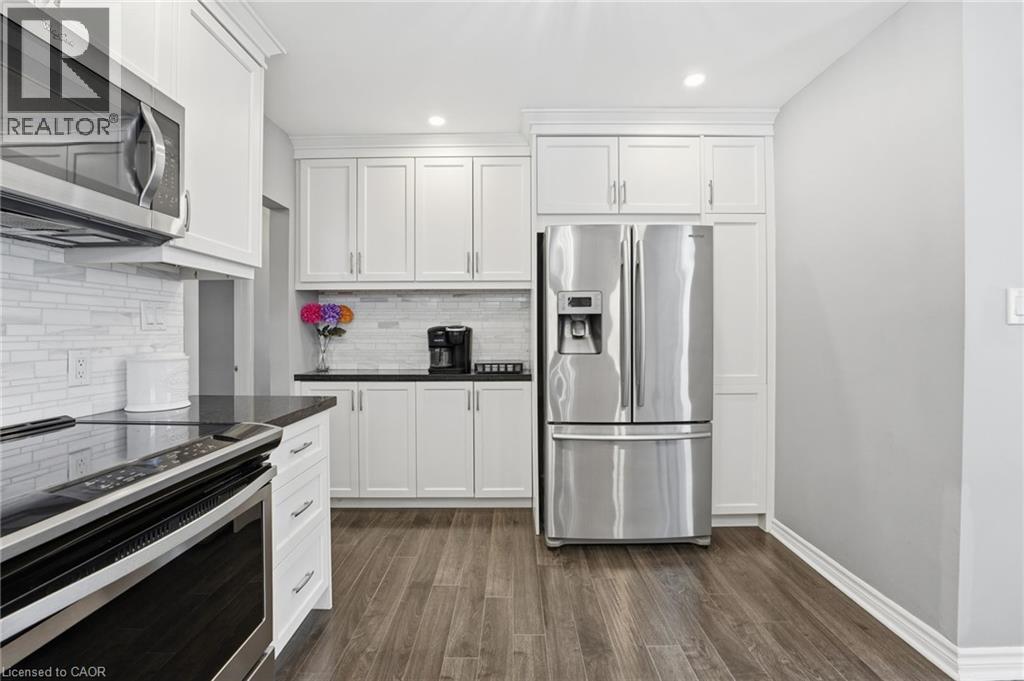 












473 MOHAWK Road W

,
Hamilton,




Ontario
L9C1X3

