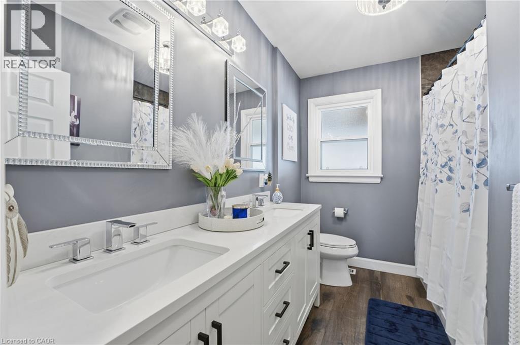 












473 MOHAWK Road W

,
Hamilton,




Ontario
L9C1X3

