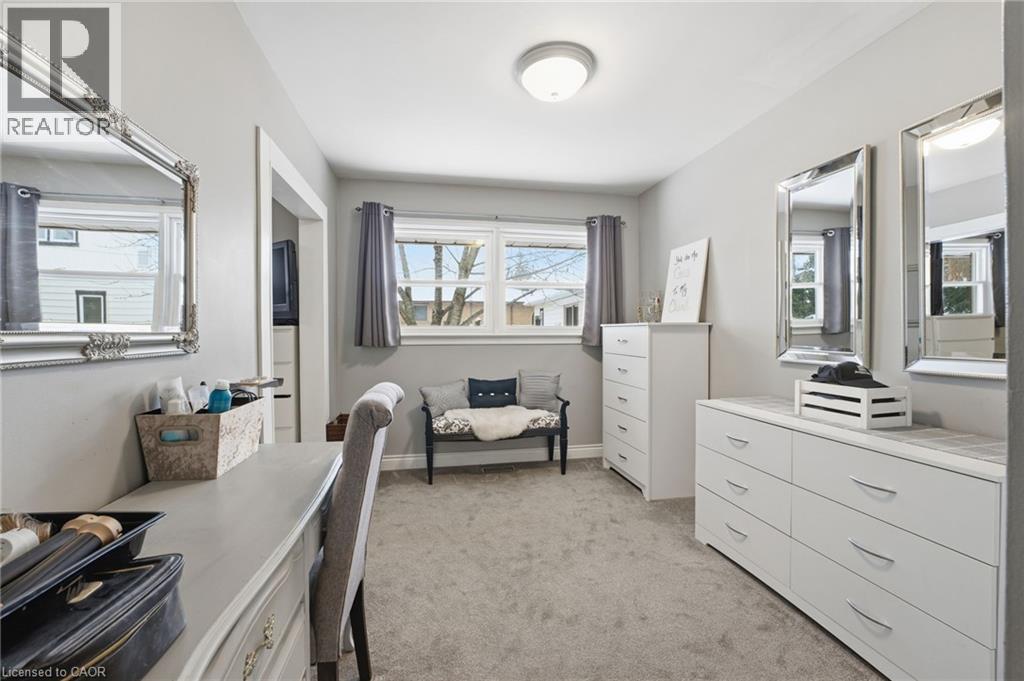 












473 MOHAWK Road W

,
Hamilton,




Ontario
L9C1X3

