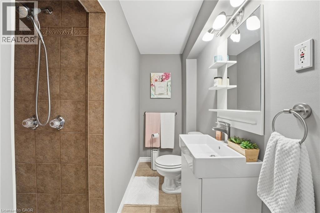 












473 MOHAWK Road W

,
Hamilton,




Ontario
L9C1X3

