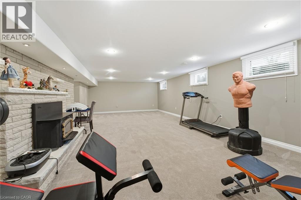 












473 MOHAWK Road W

,
Hamilton,




Ontario
L9C1X3

