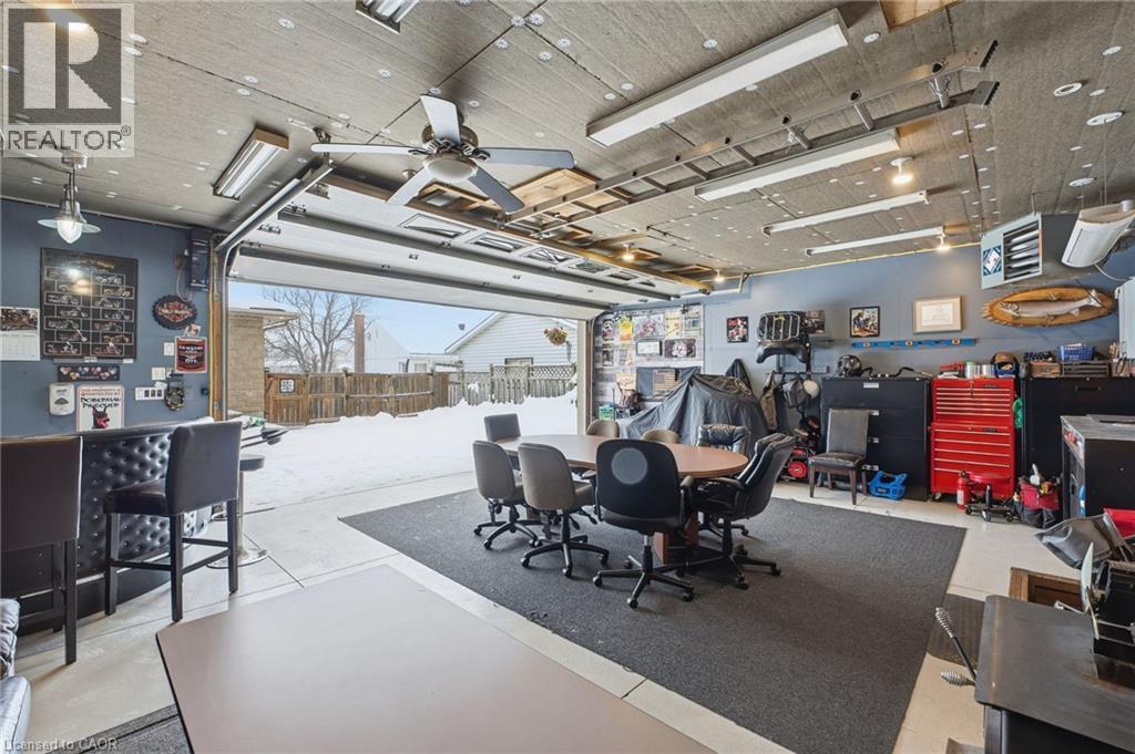 












473 MOHAWK Road W

,
Hamilton,




Ontario
L9C1X3

