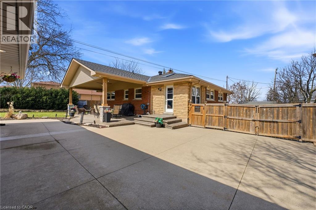 












473 MOHAWK Road W

,
Hamilton,




Ontario
L9C1X3

