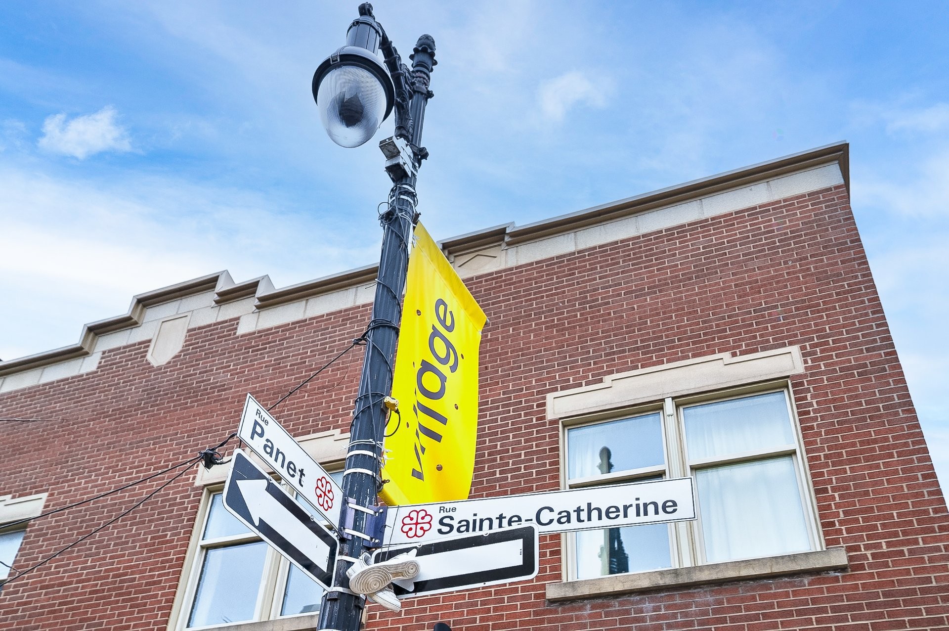 









1319


Rue Ste-Catherine E.

, 1,
Montréal (Ville-Marie),




QC
H2L2H4

