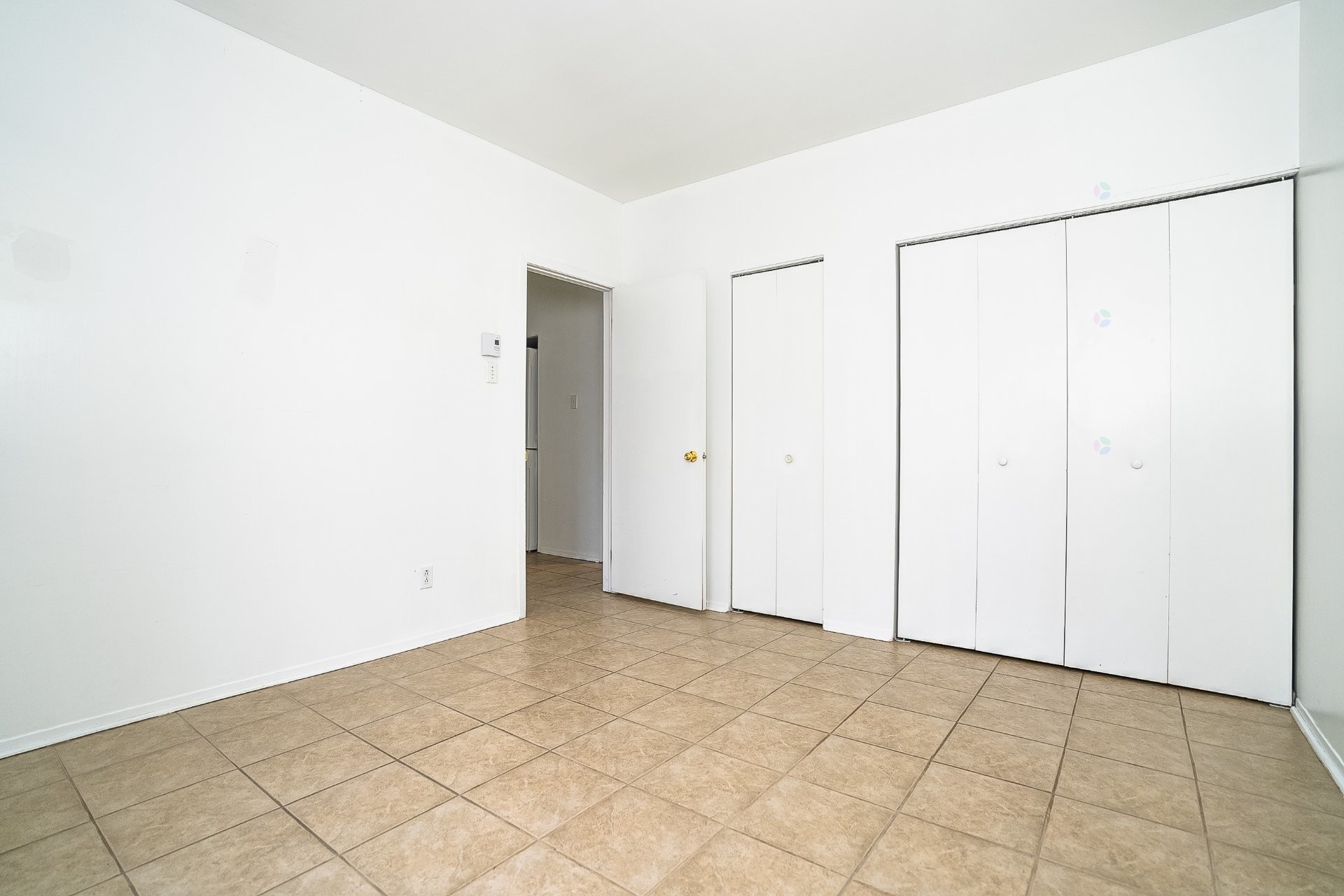 









1319


Rue Ste-Catherine E.

, 1,
Montréal (Ville-Marie),




QC
H2L2H4

