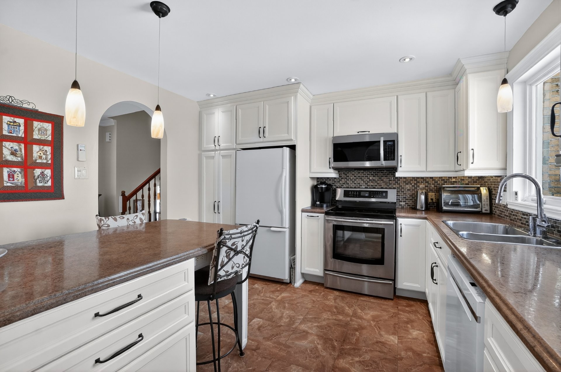 









685


Rue De Tonty

,
Montréal (L'Île-Bizard/Sainte-Geneviève),




QC
H9C2A1

